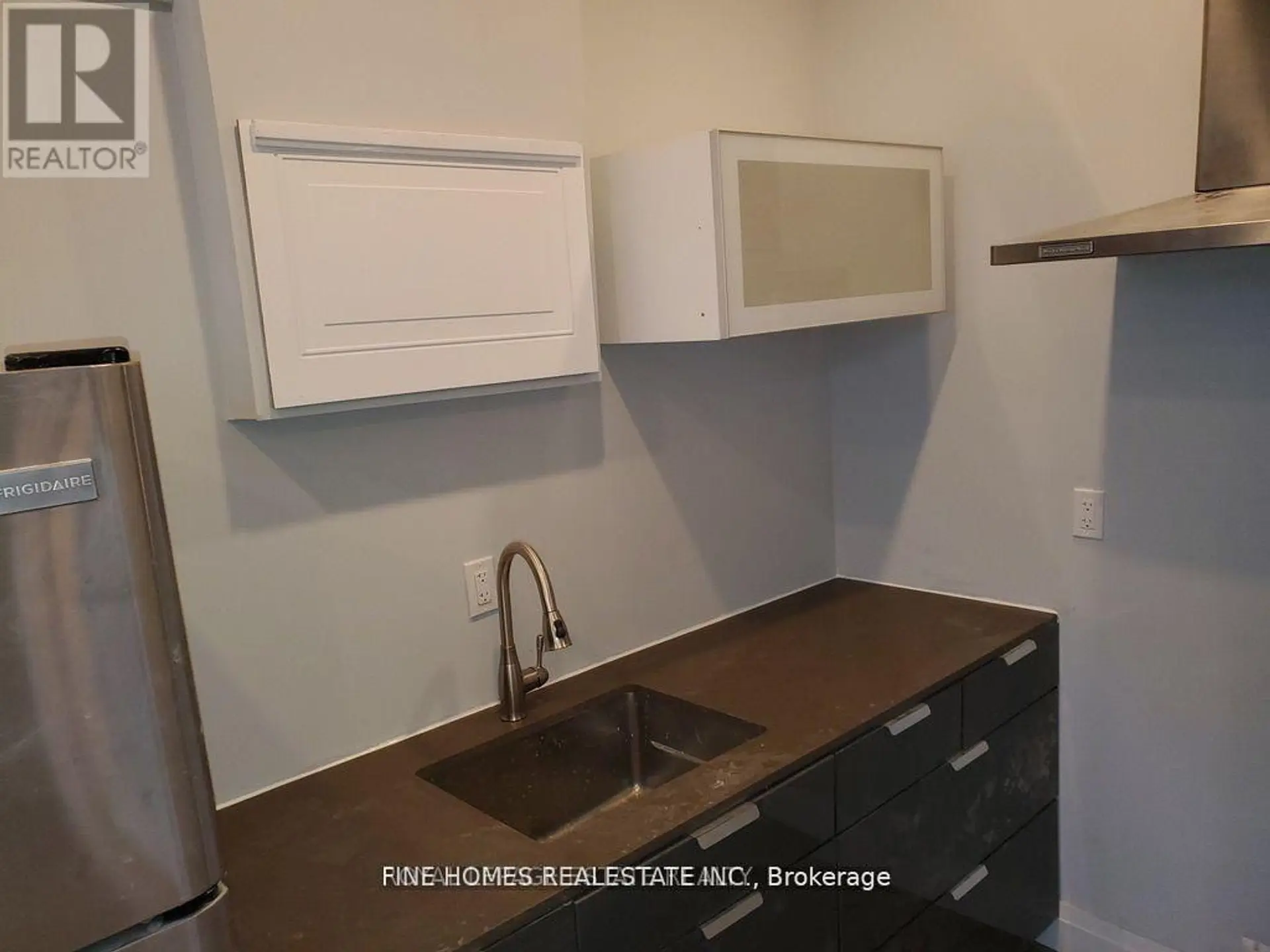 1762 KEELE STREET - Image 7