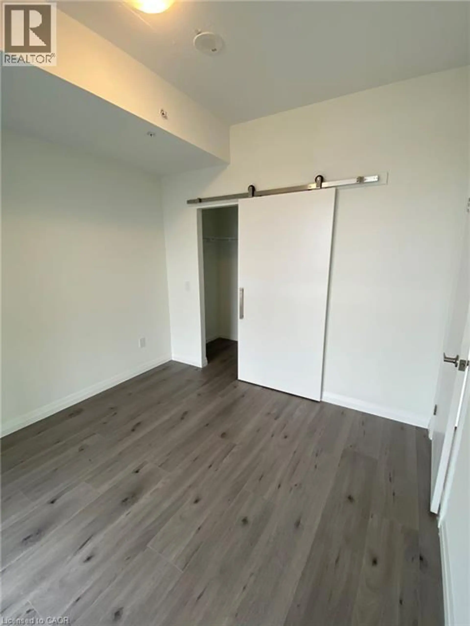 #1110 108 GARMENT Street - Image 11