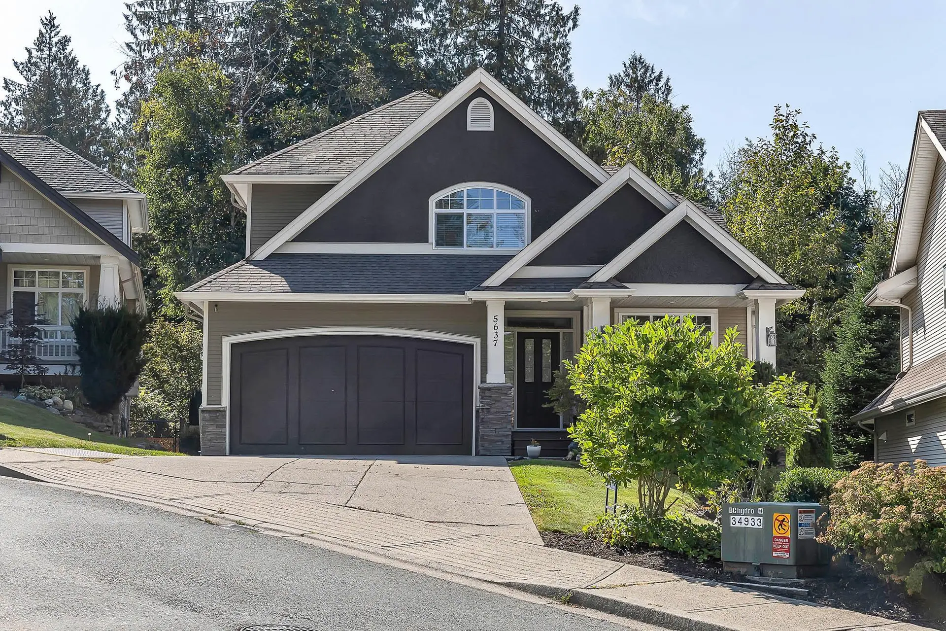 Property at 5637 Thom Creek Drive, Chilliwack, BC