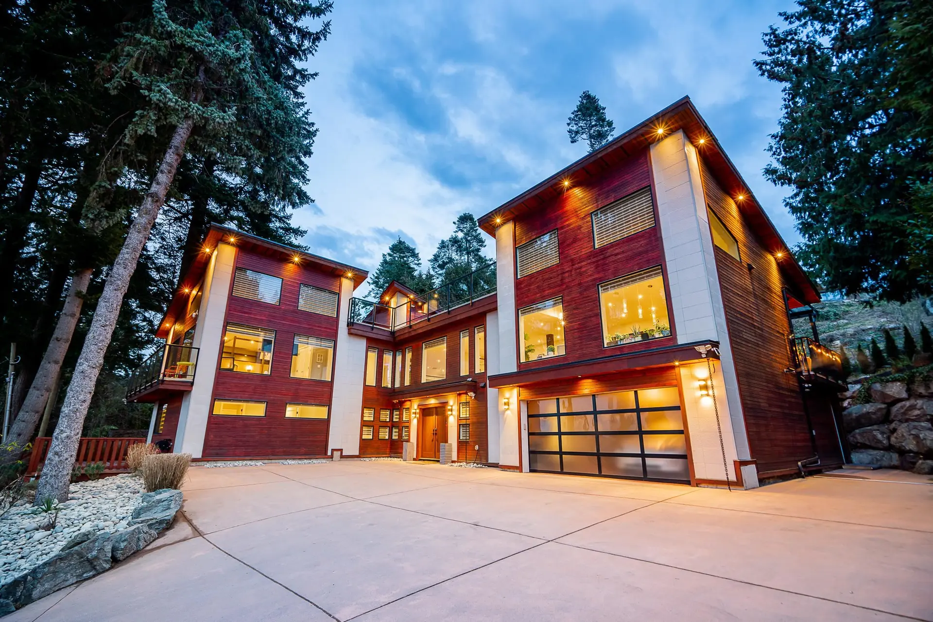 Property at 2800 Bayview Street, Surrey, BC
