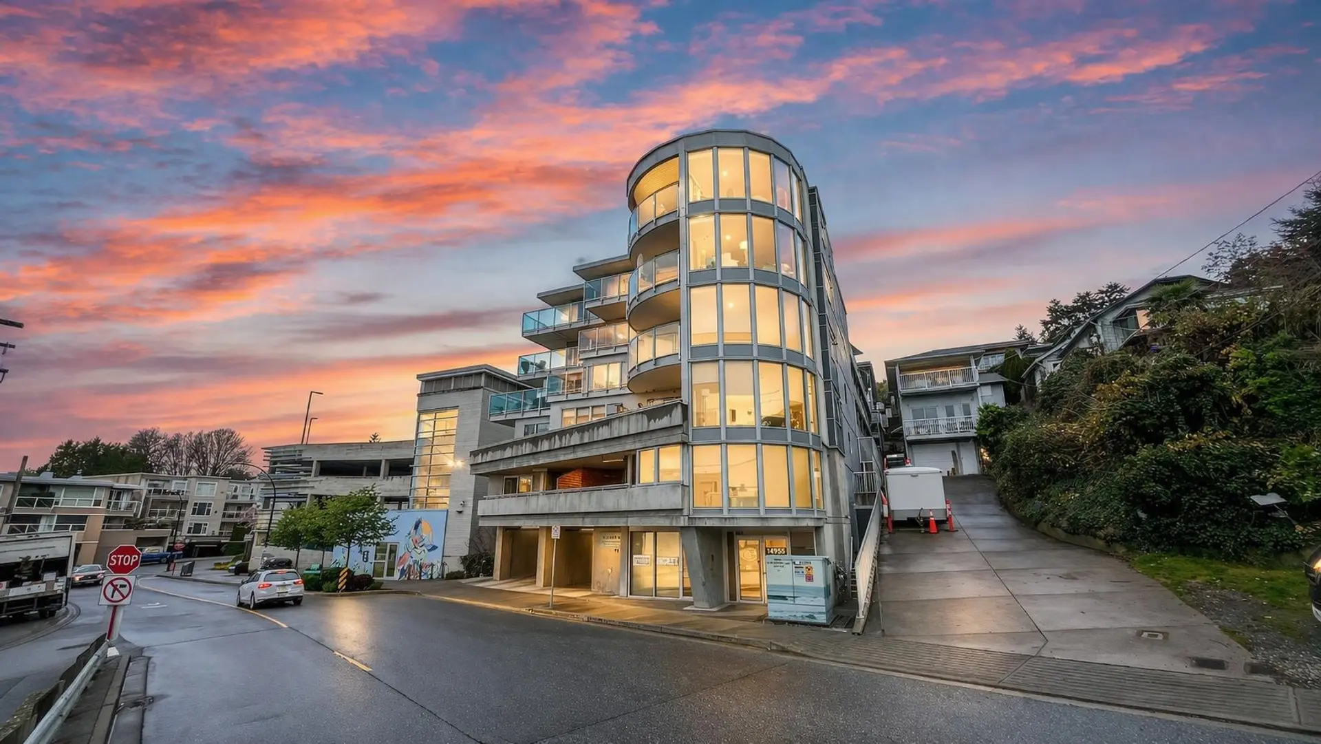 Property at #404 14955 Victoria Avenue, White Rock, BC