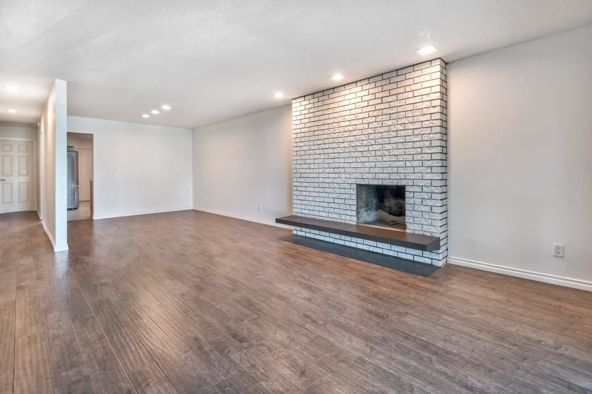 5842 Woodsworth Street - Image 3