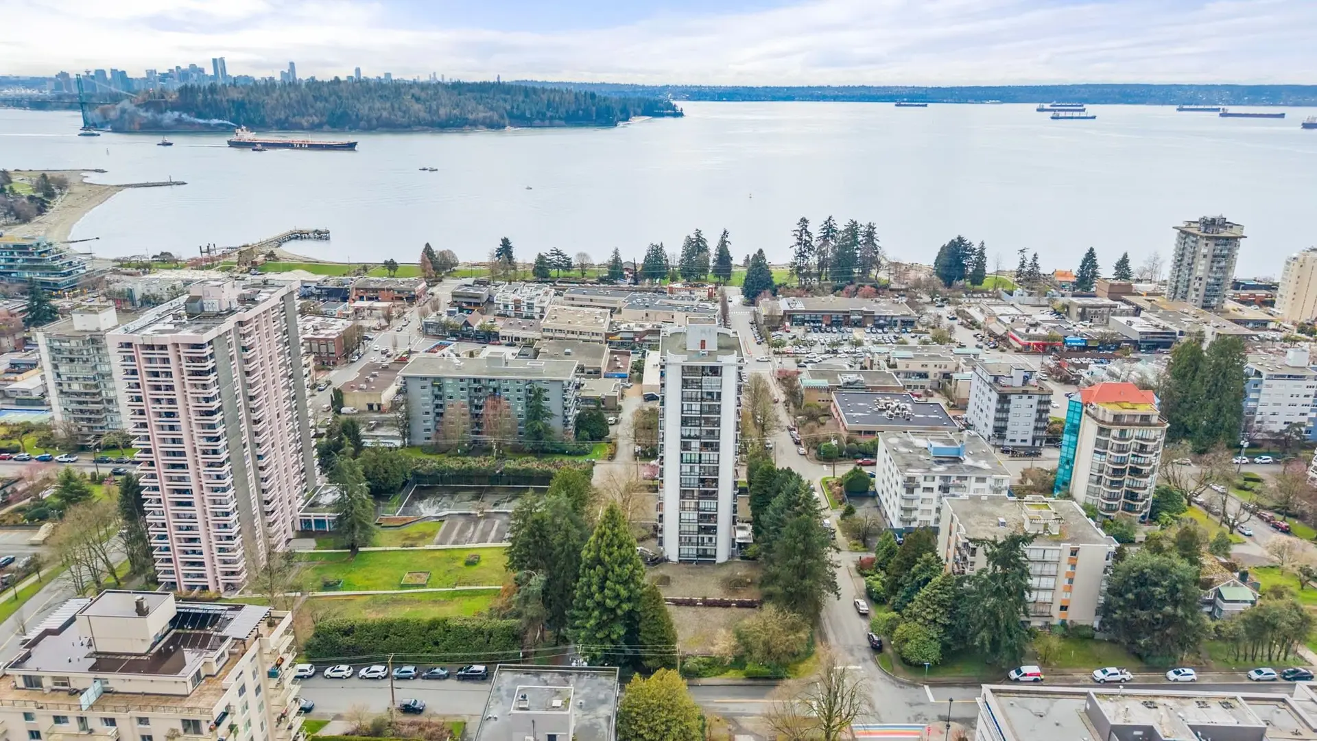 Property at #704 650 16th Street, West Vancouver, BC