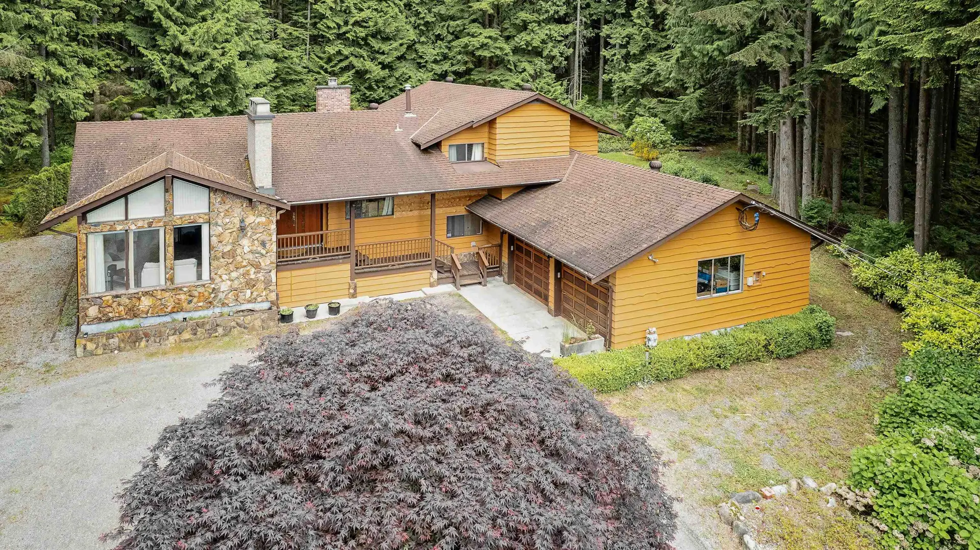 Property at 27573 Sayers Crescent, Maple Ridge, BC