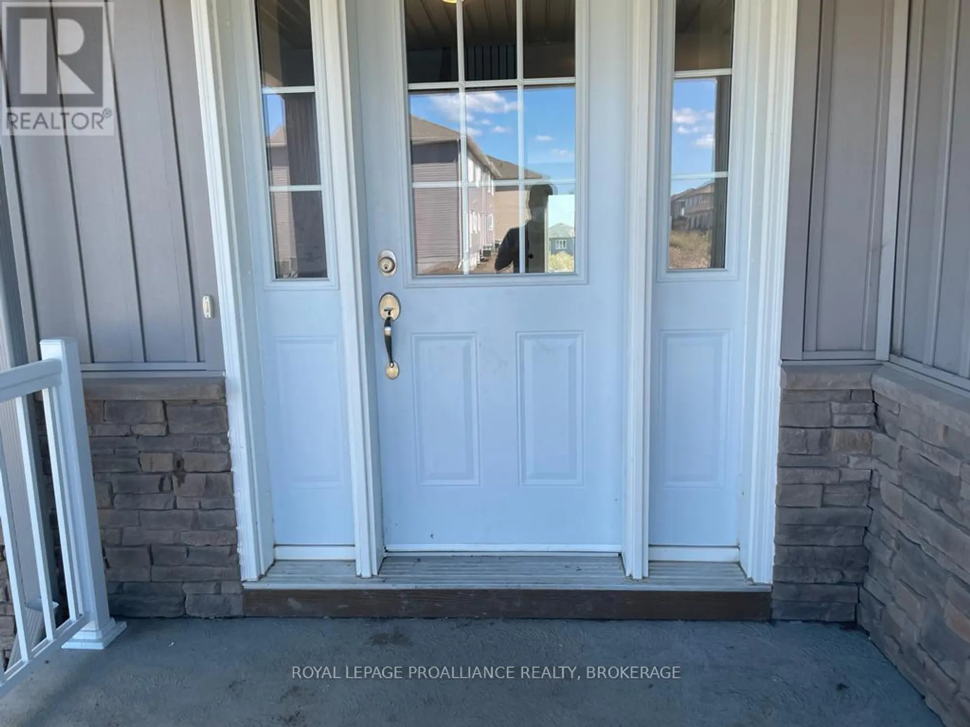 31 BRENNAN CRESCENT - Image 2