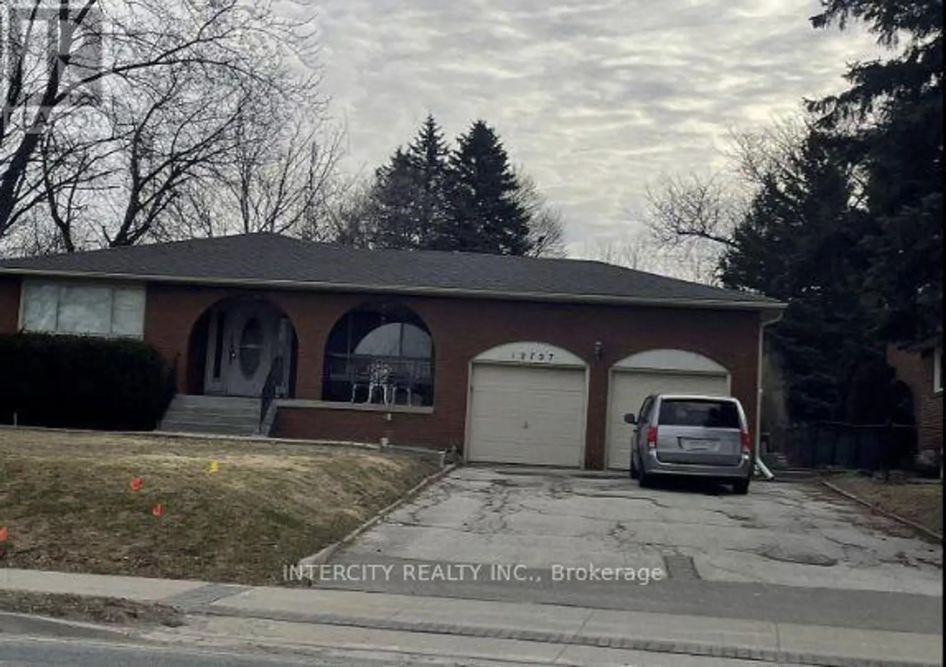 12727 KEELE STREET - Image 1