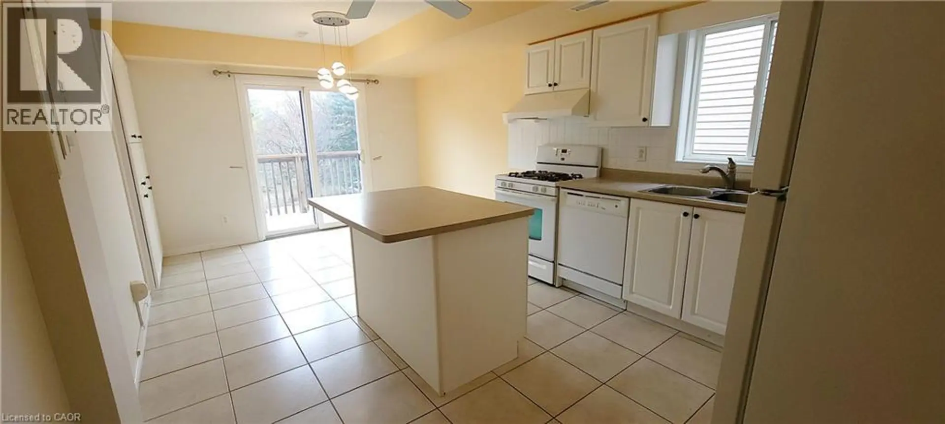 #11A 139 BRIGHTON Street - Image 8