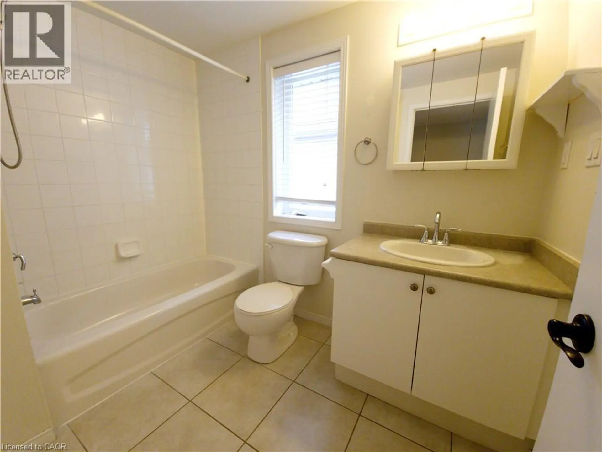 #11A 139 BRIGHTON Street - Image 13
