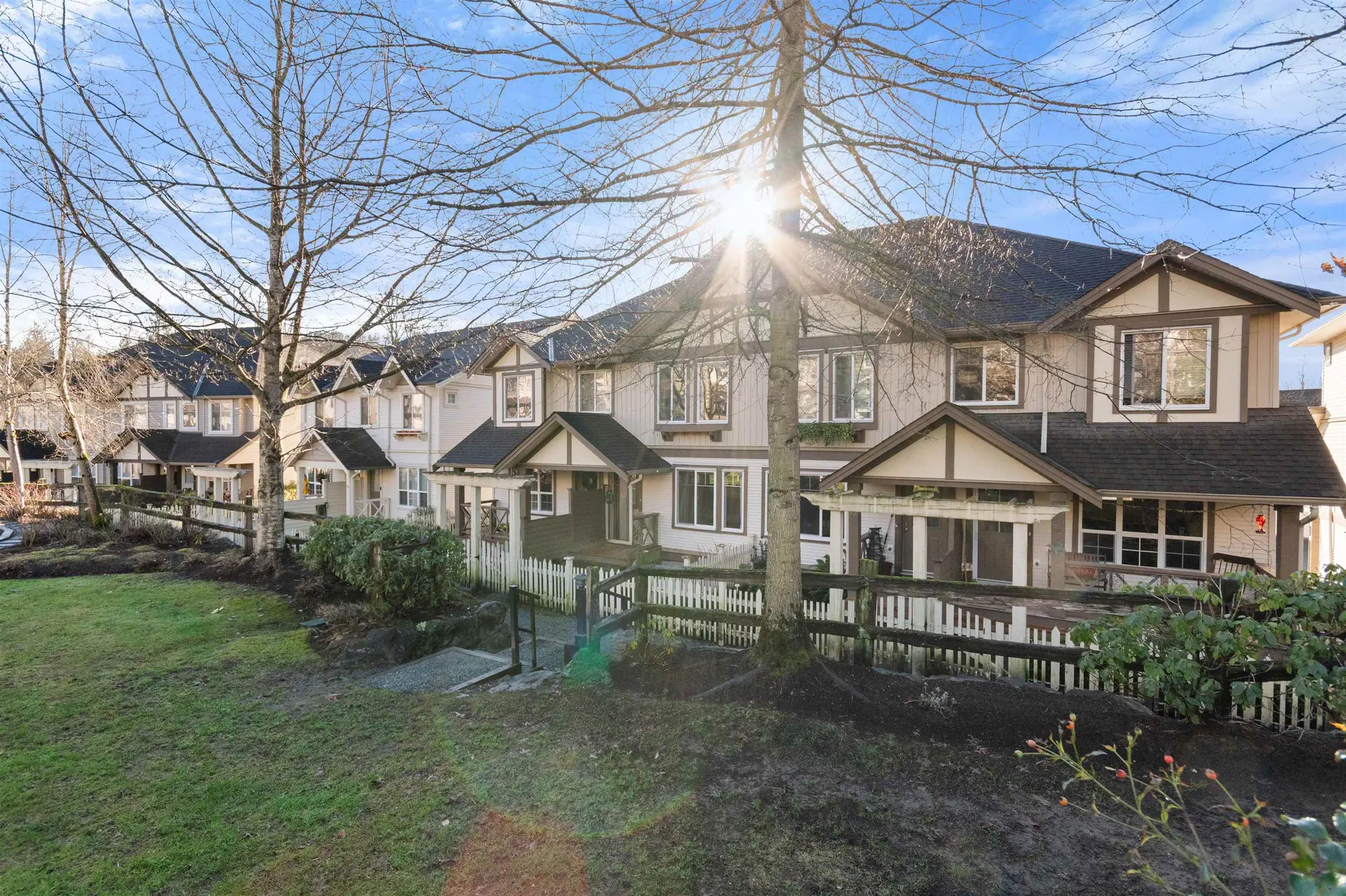 Property at #87 4401 Blauson Boulevard, Abbotsford, BC