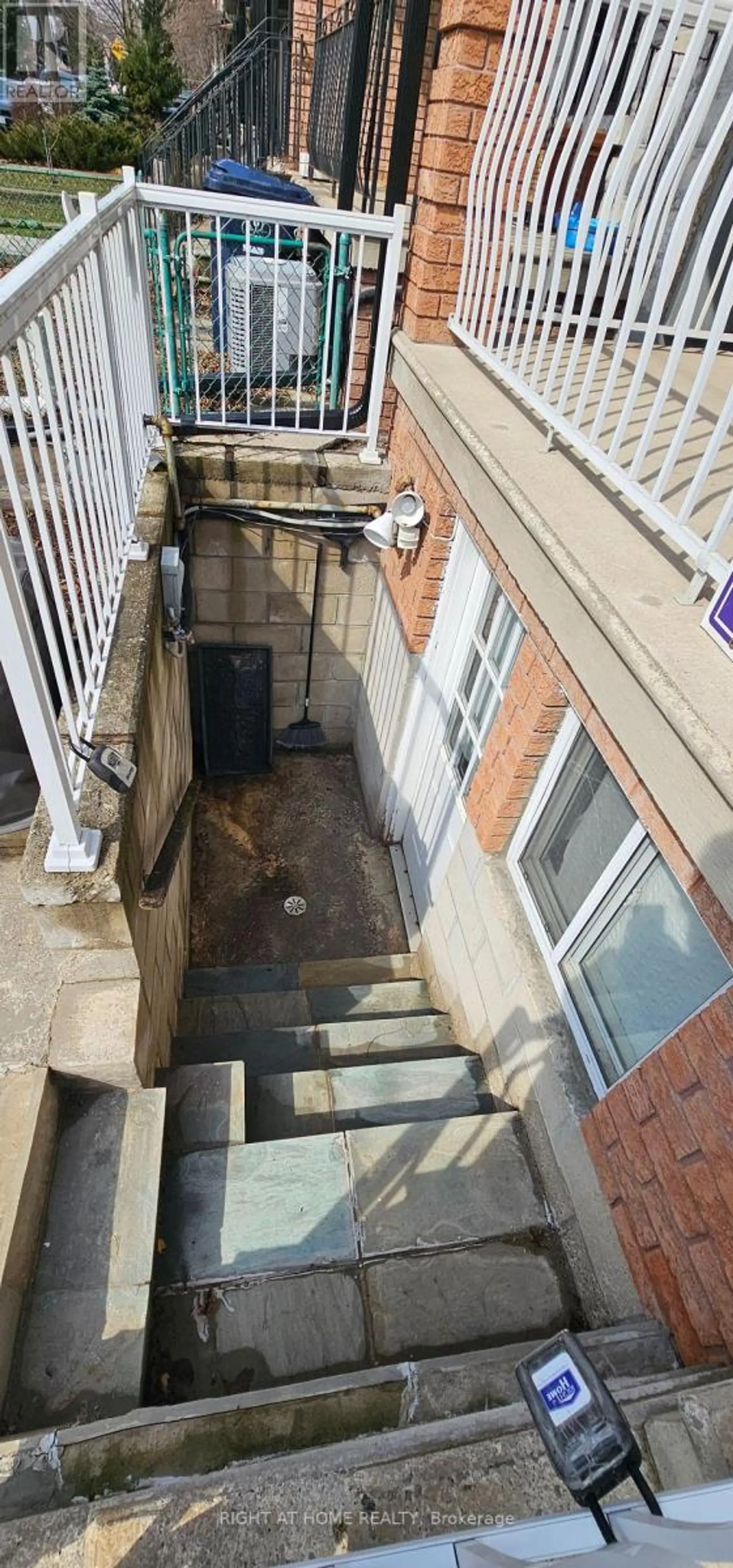 61 MARGUERETTA STREET - Image 12
