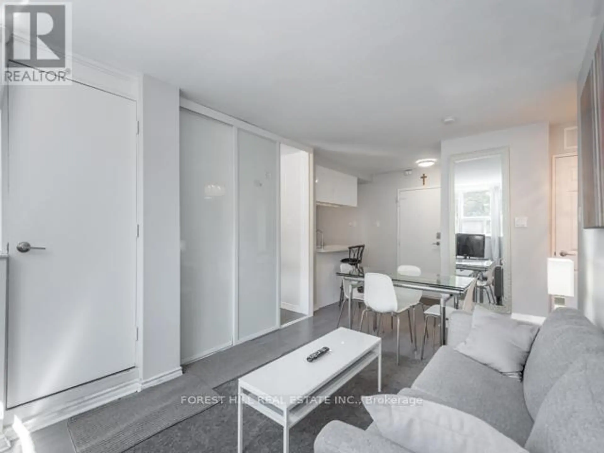 #202 105 MCCAUL STREET - Image 13