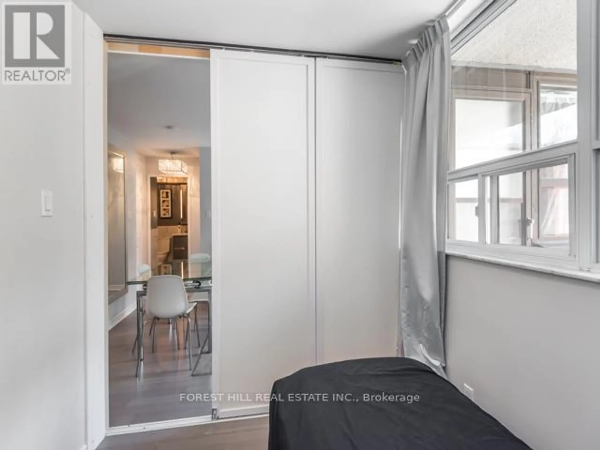 #202 105 MCCAUL STREET - Image 7