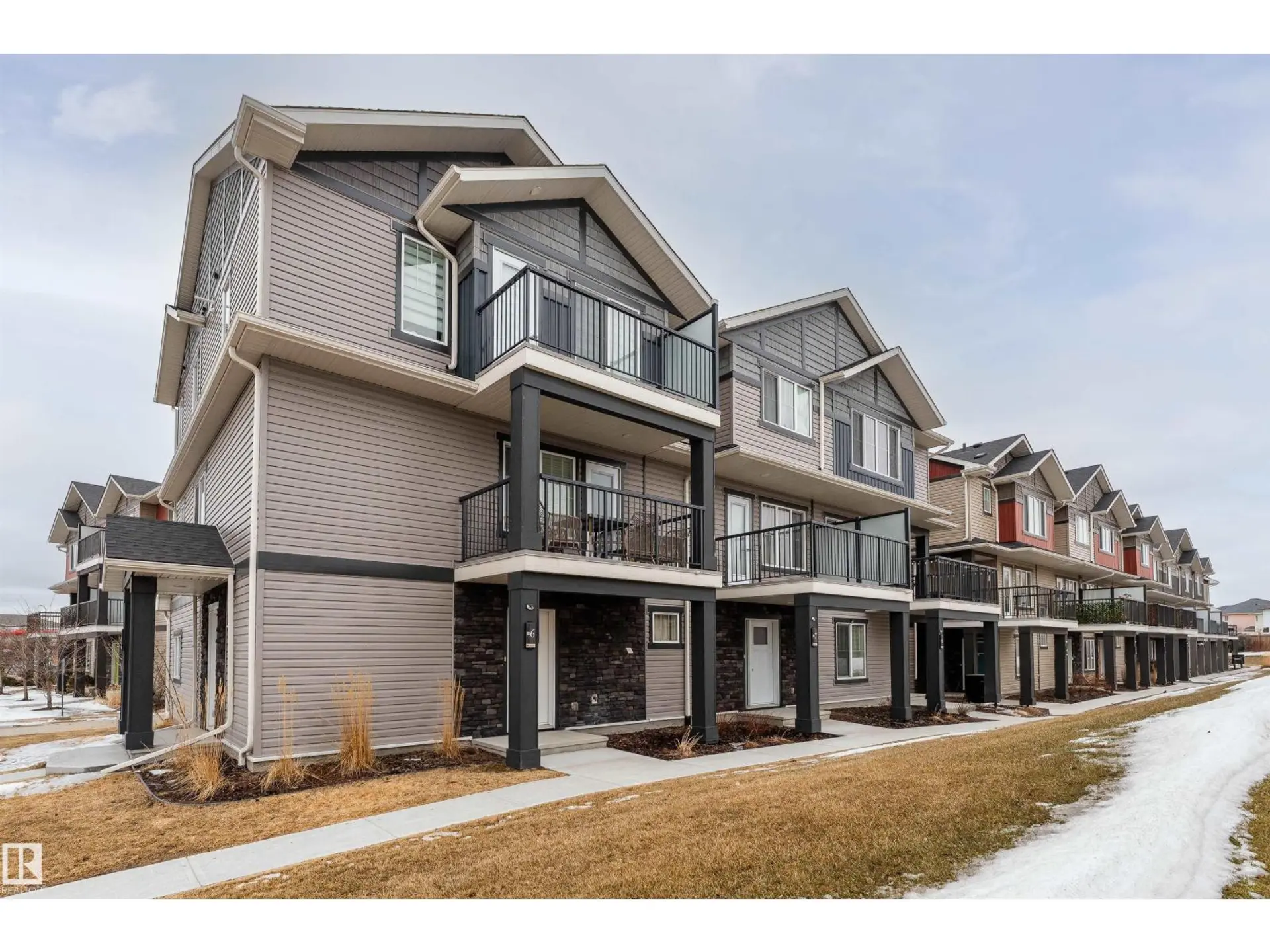 #6 12815 Cumberland Rd NW - Image 1