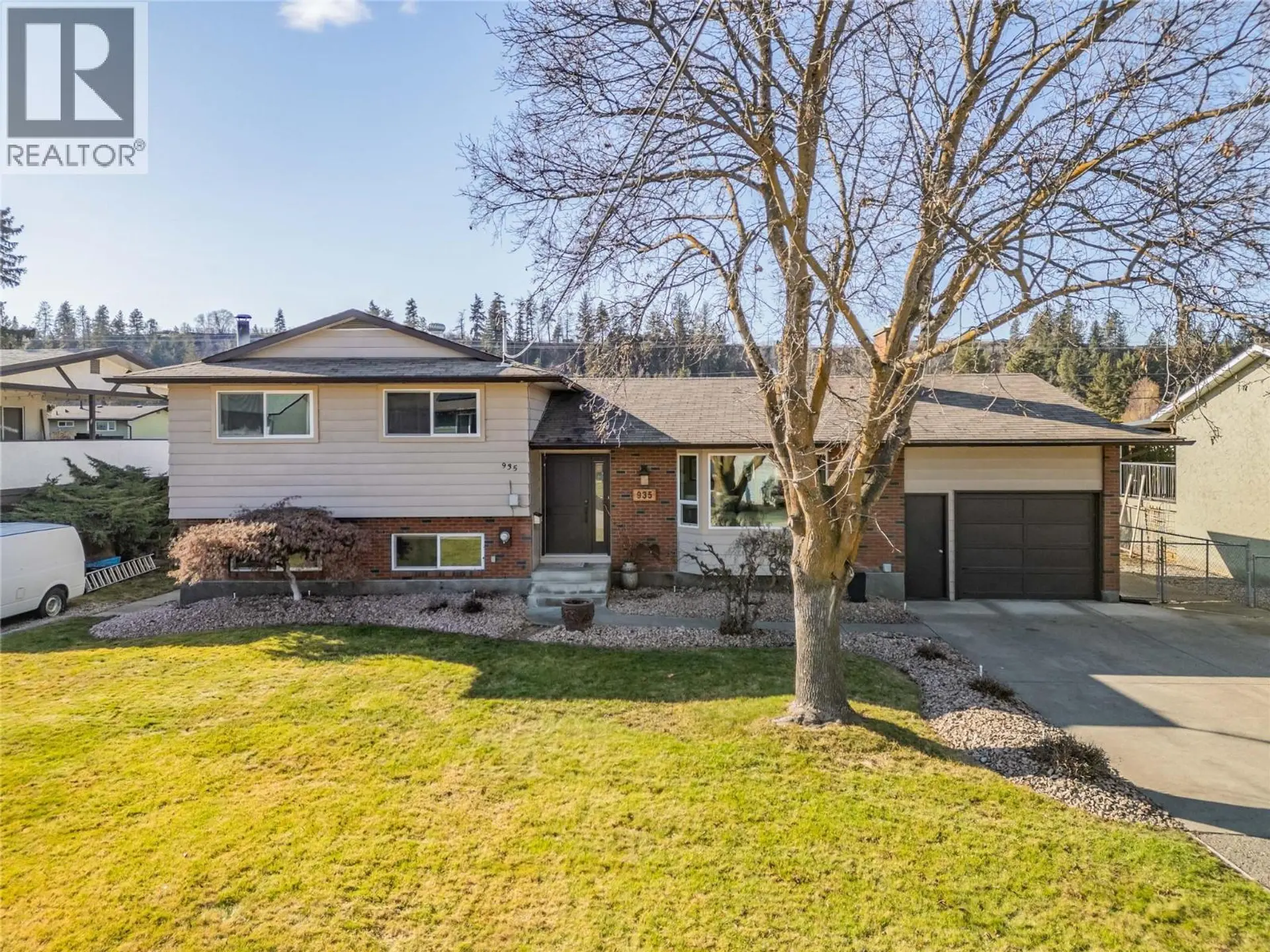 Property at 935 Hickory Road, Kelowna, BC