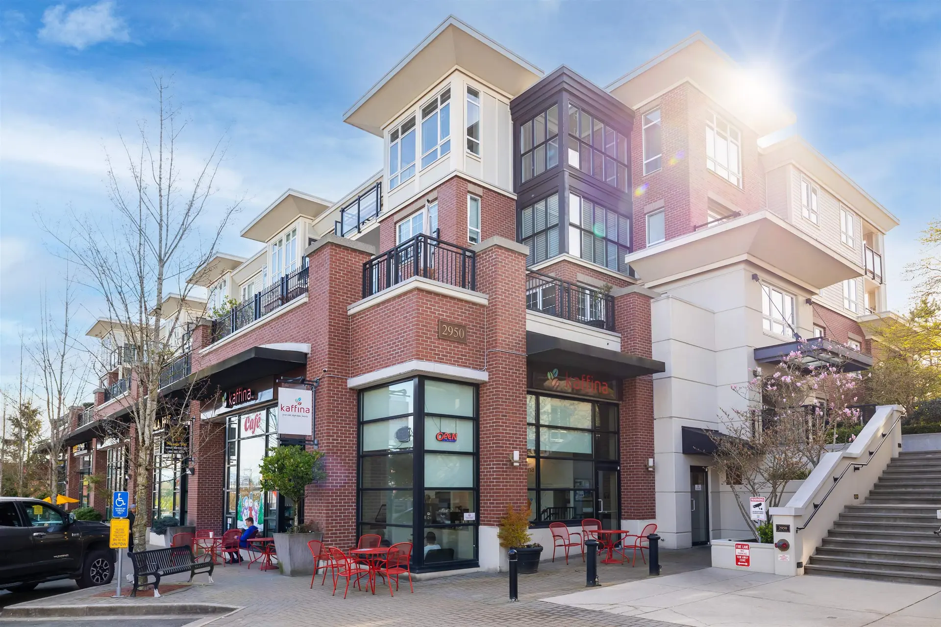 Property at #402 2950 King George Boulevard, Surrey, BC
