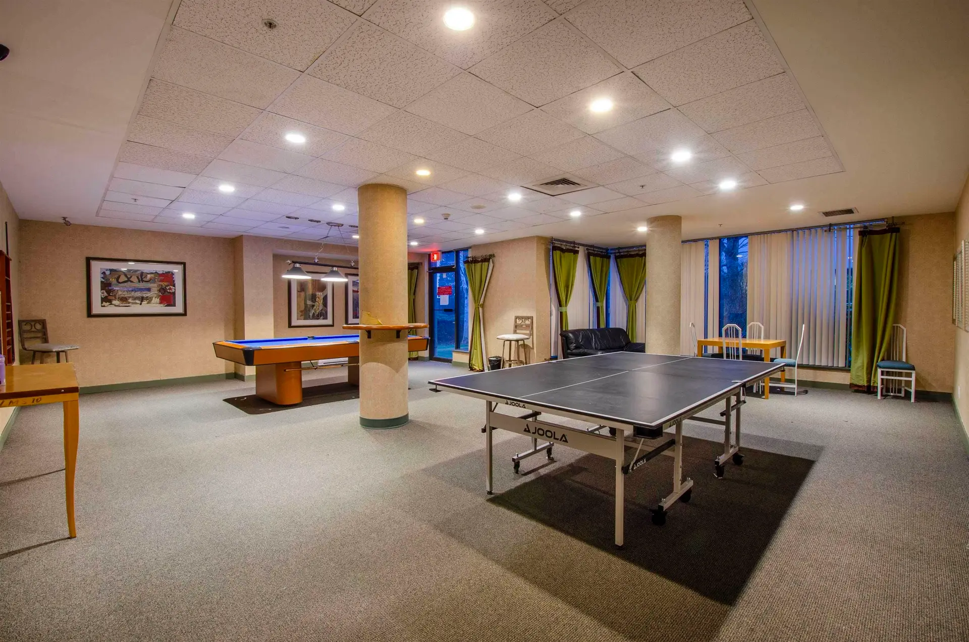 #1307 8180 Granville Avenue - Image 12