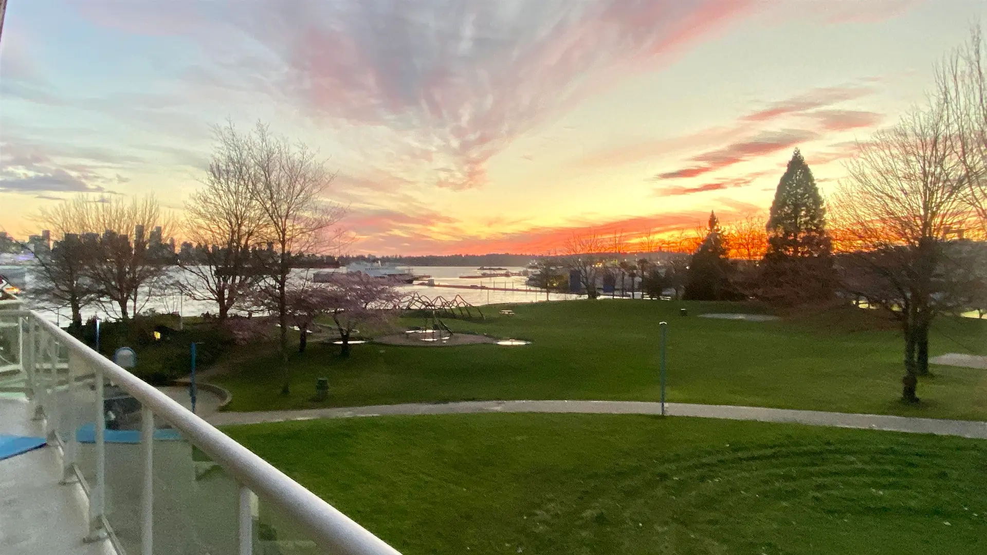 Property at #1306 33 Chesterfield Place, North Vancouver, BC