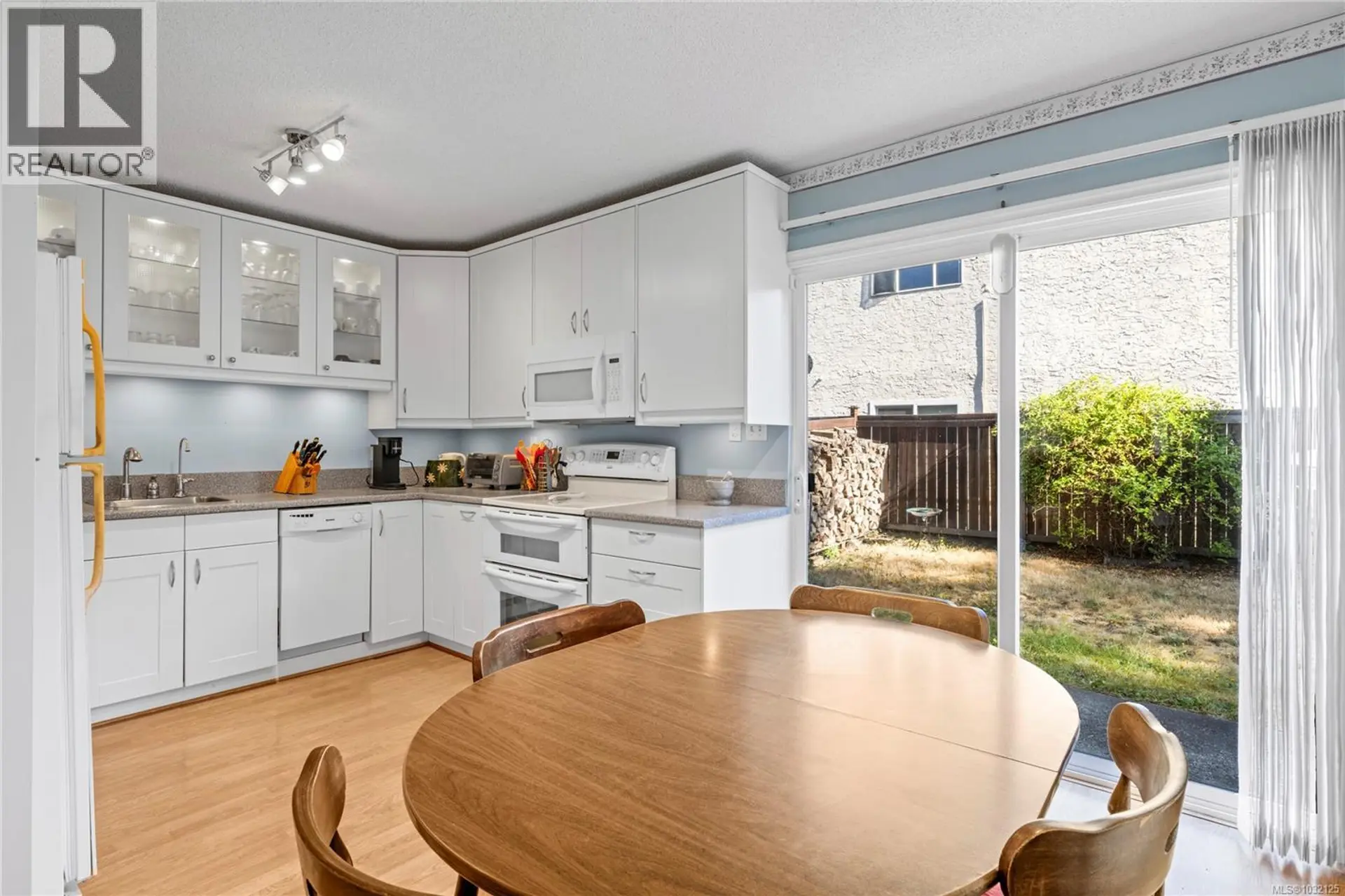 Property at 1624 Fuller St, Nanaimo, BC