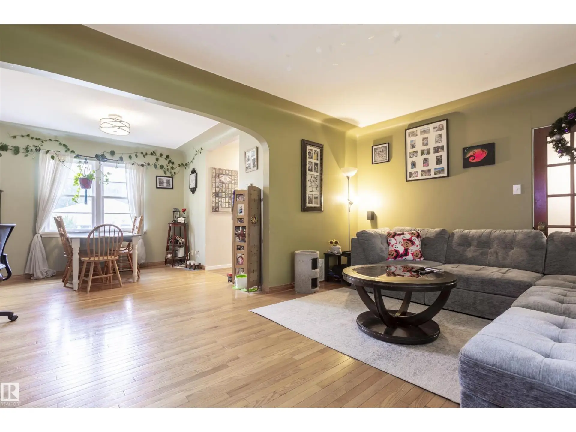 10880 73 ST NW - Image 8