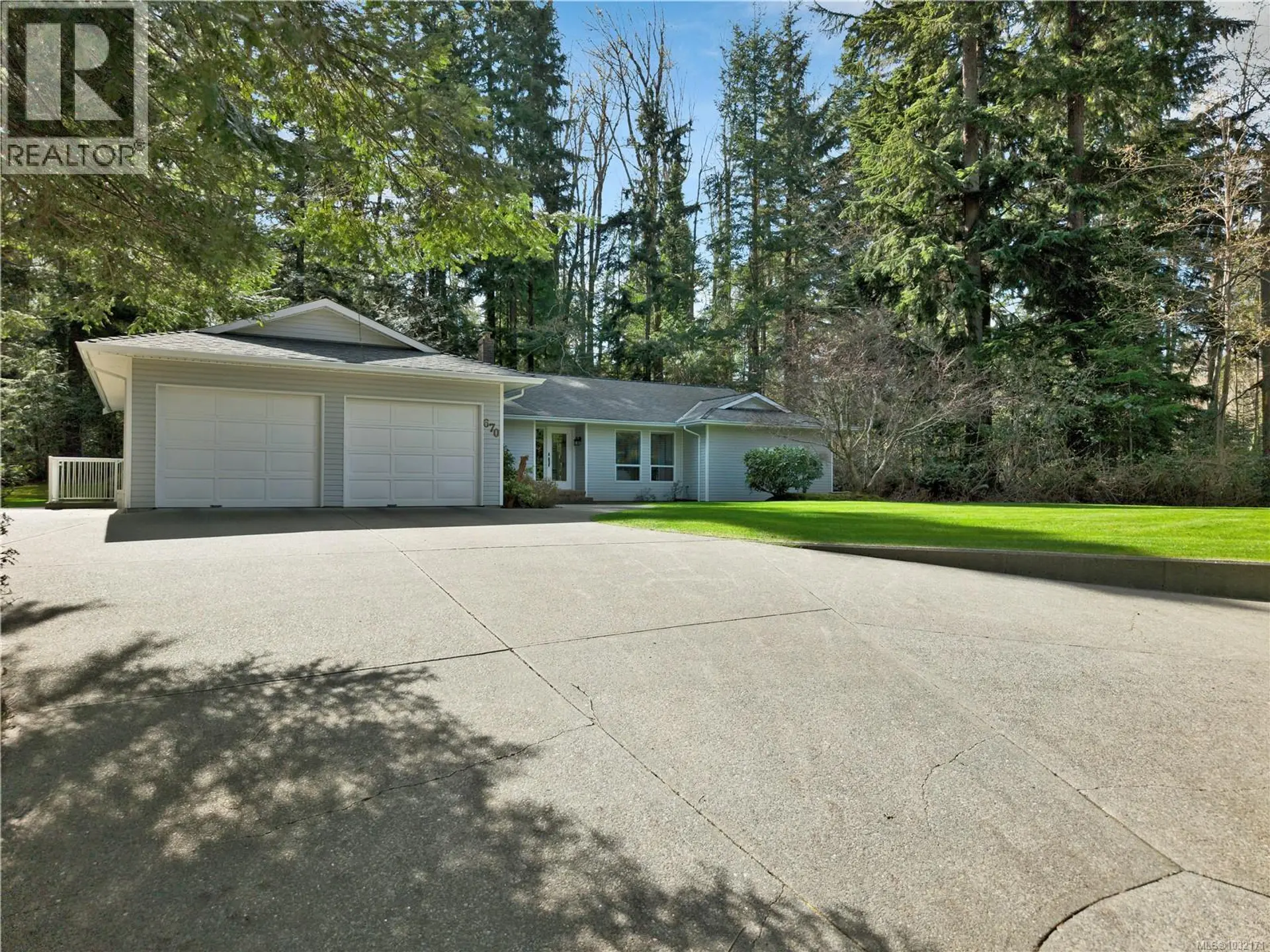 Property at 670 Homewood Rd, Campbell River, BC