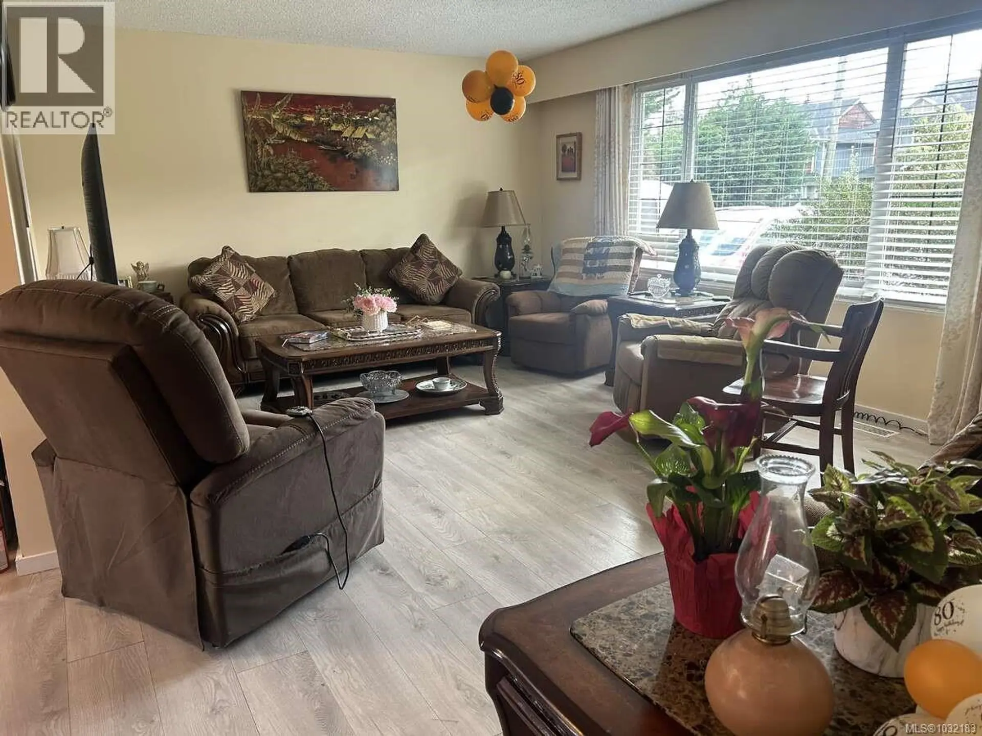 3067 Sherman Rd - Image 4