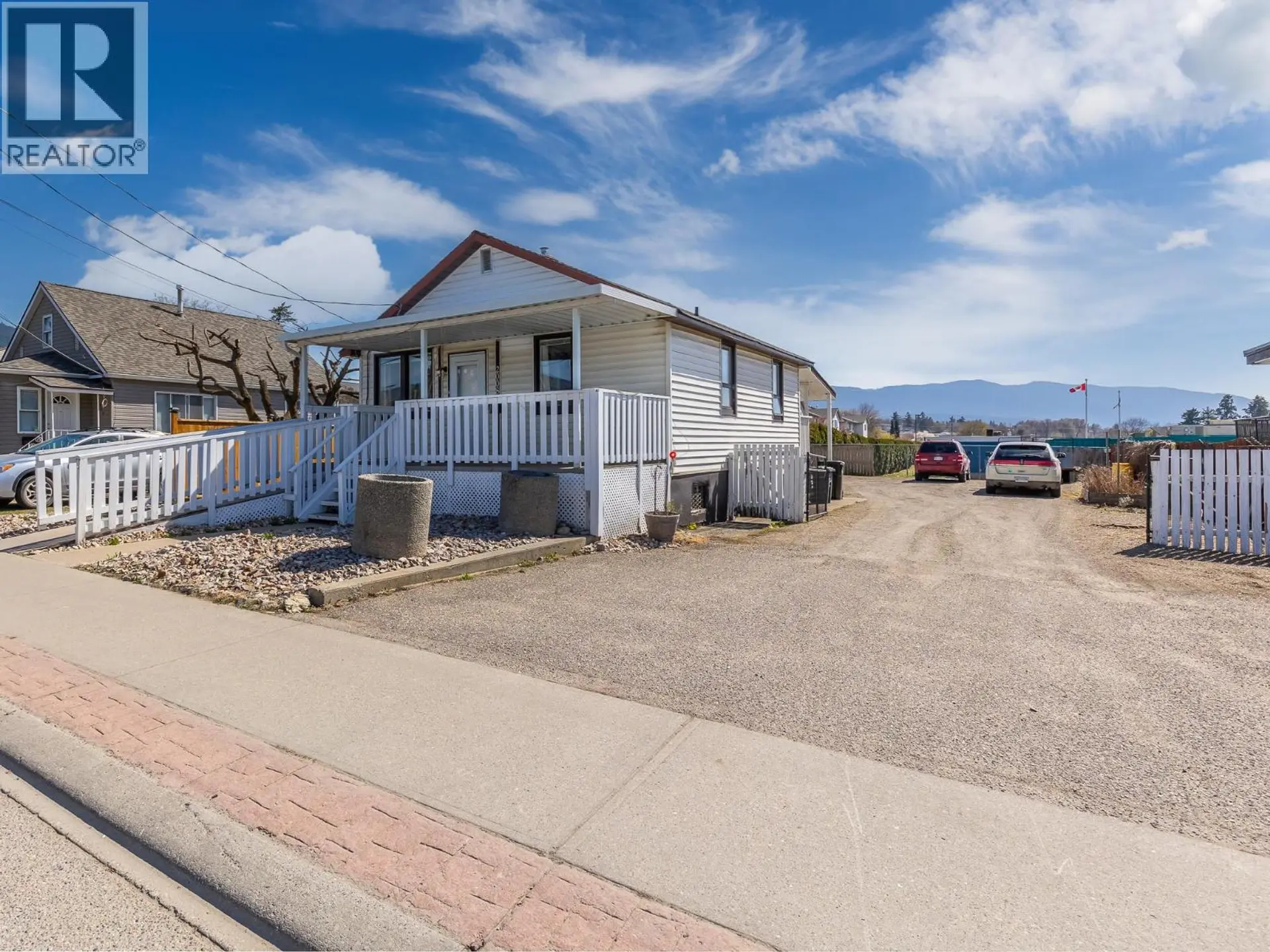 Property at 2008 45 Avenue, Vernon, BC