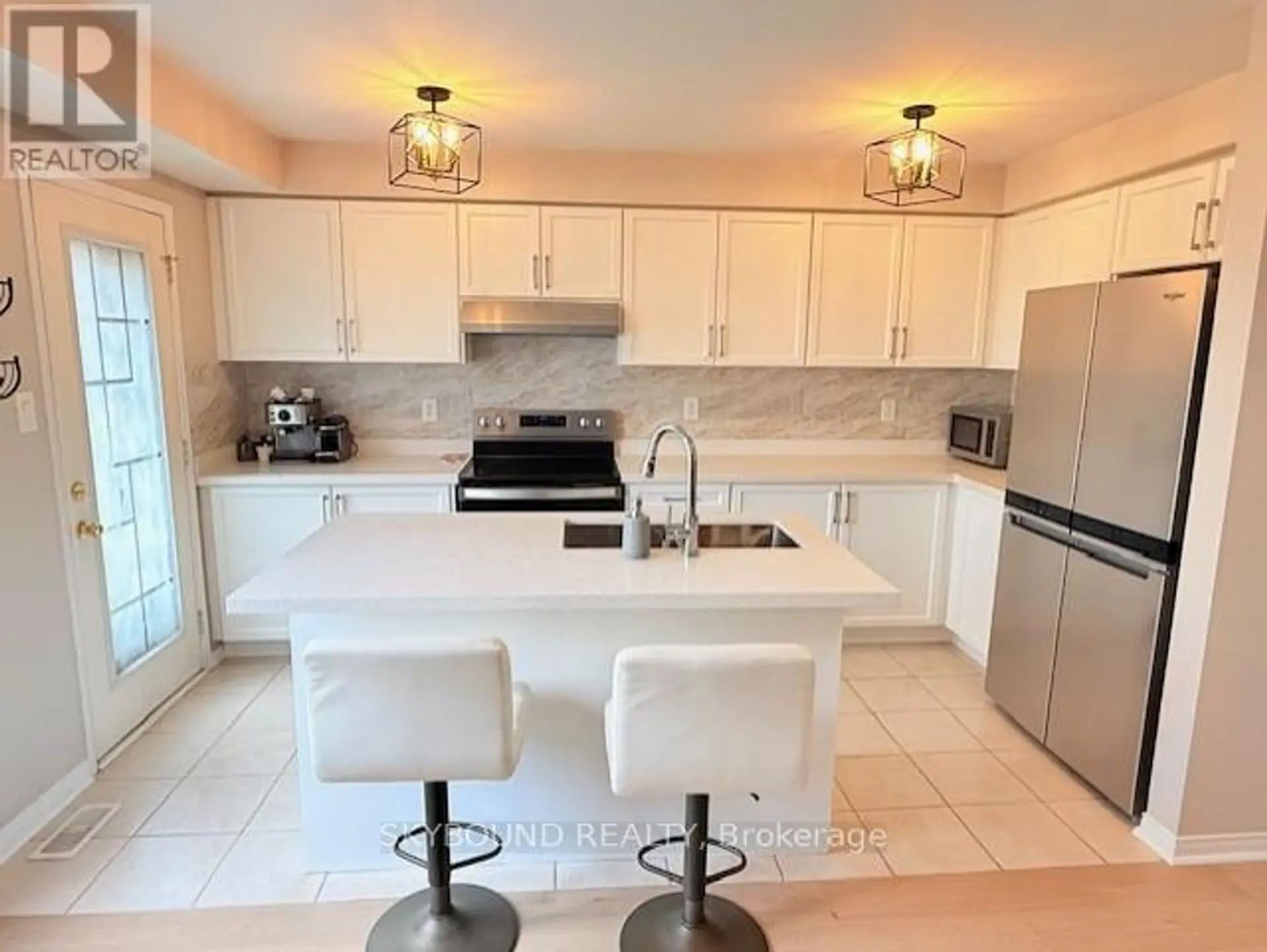 35 LLOYDMINISTER AVENUE - Image 3