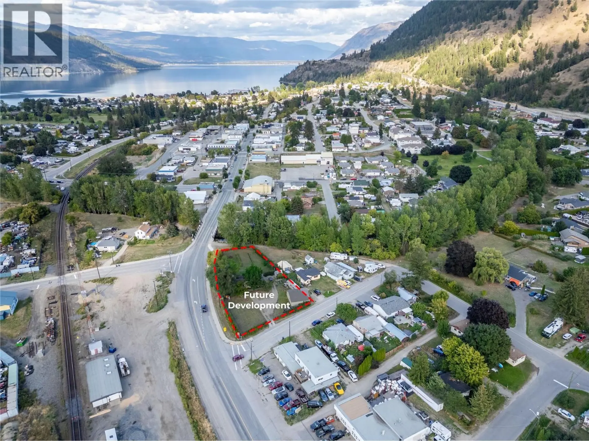 213 Bell Street - Image 2