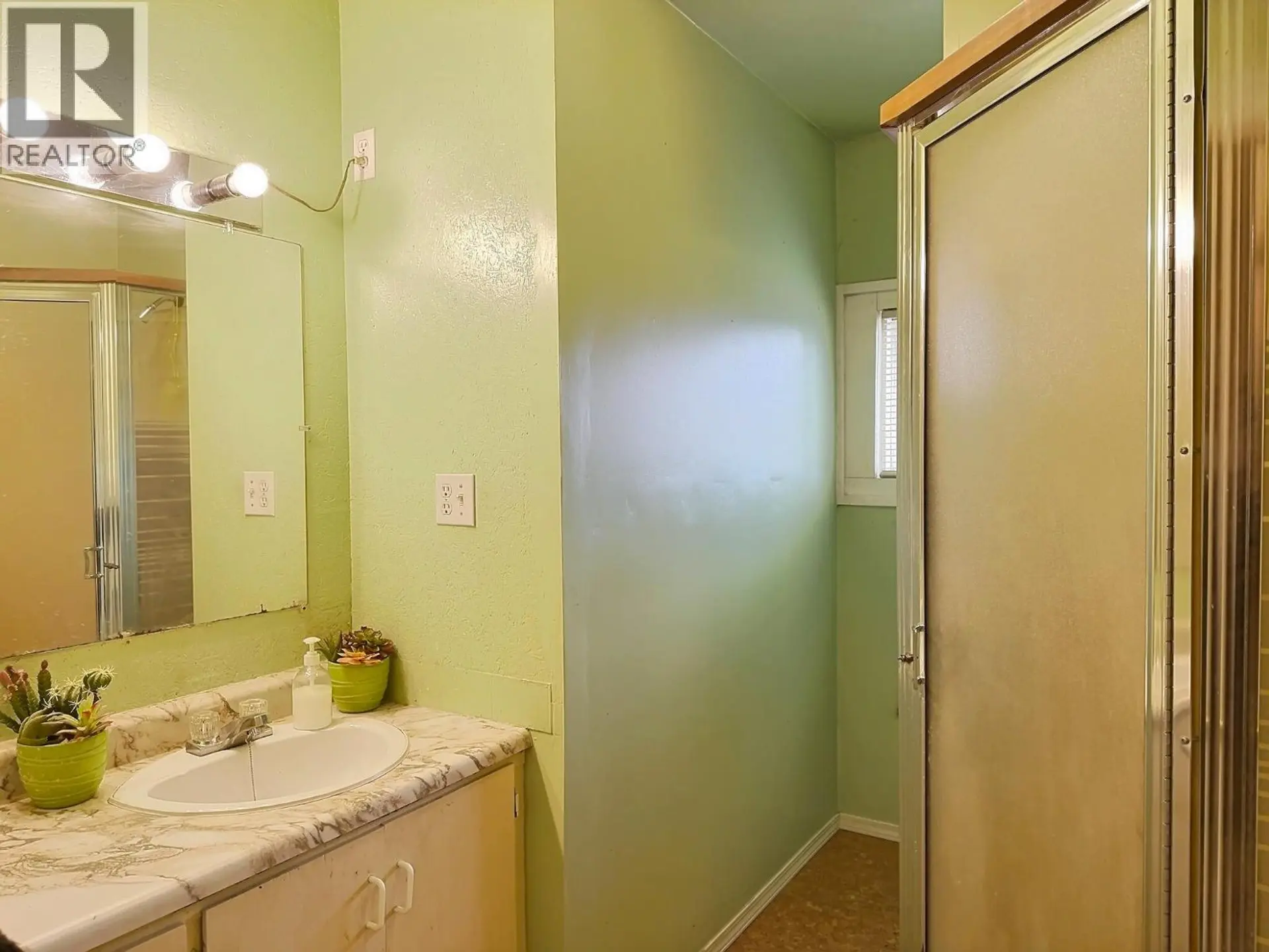 213 Bell Street - Image 11