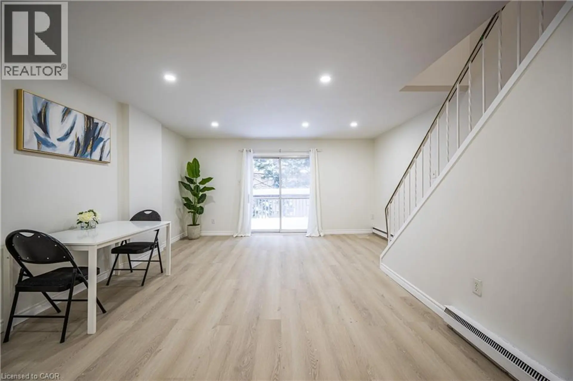 212 WESTCOURT Place - Image 5