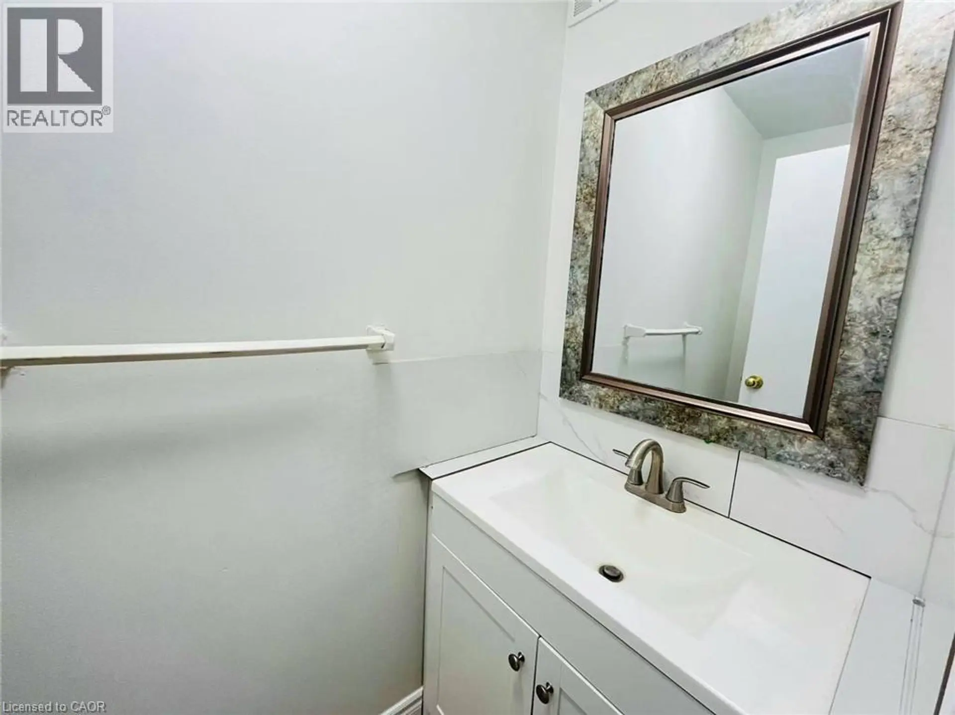 212 WESTCOURT Place - Image 7