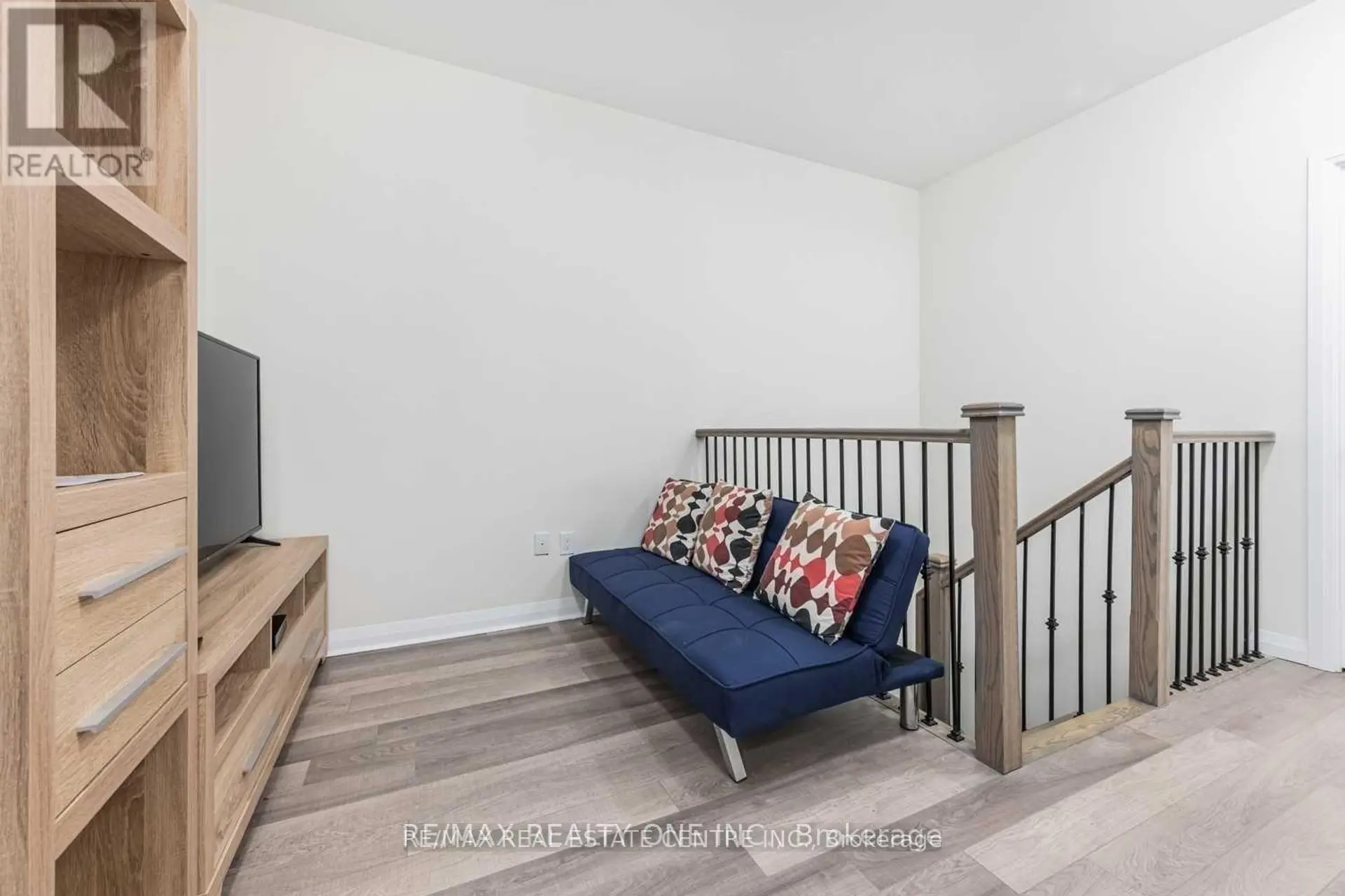 #112 5025 FOUR SPRINGS AVENUE - Image 7
