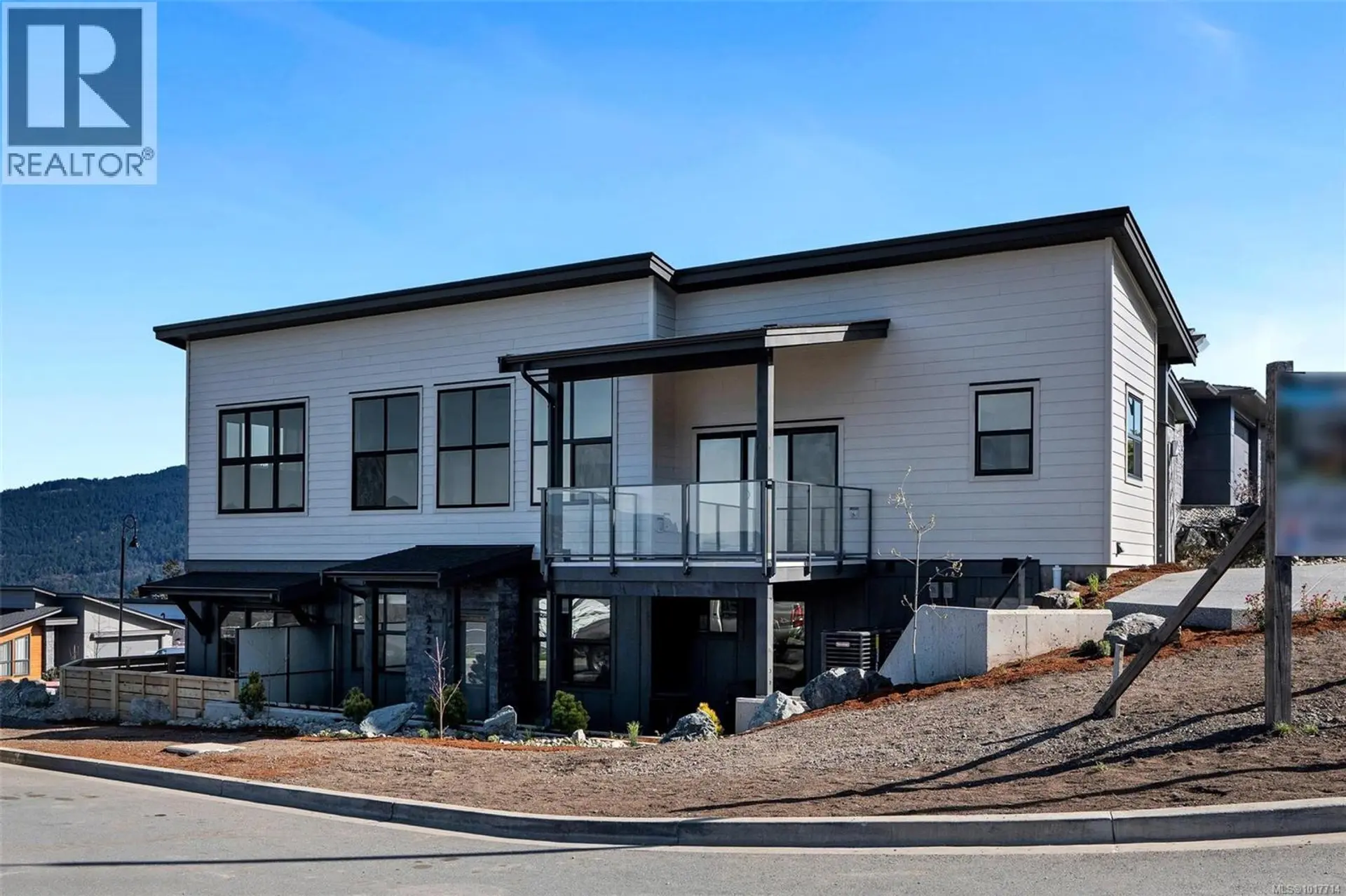 Property at 3227 Woodrush Dr, Duncan, BC
