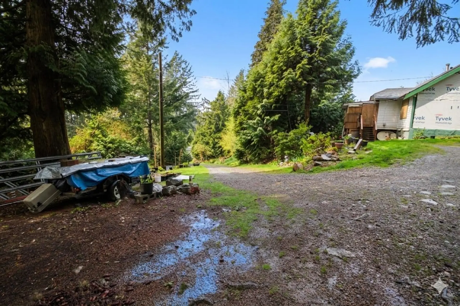 2391 Lougheed Highway - Image 3