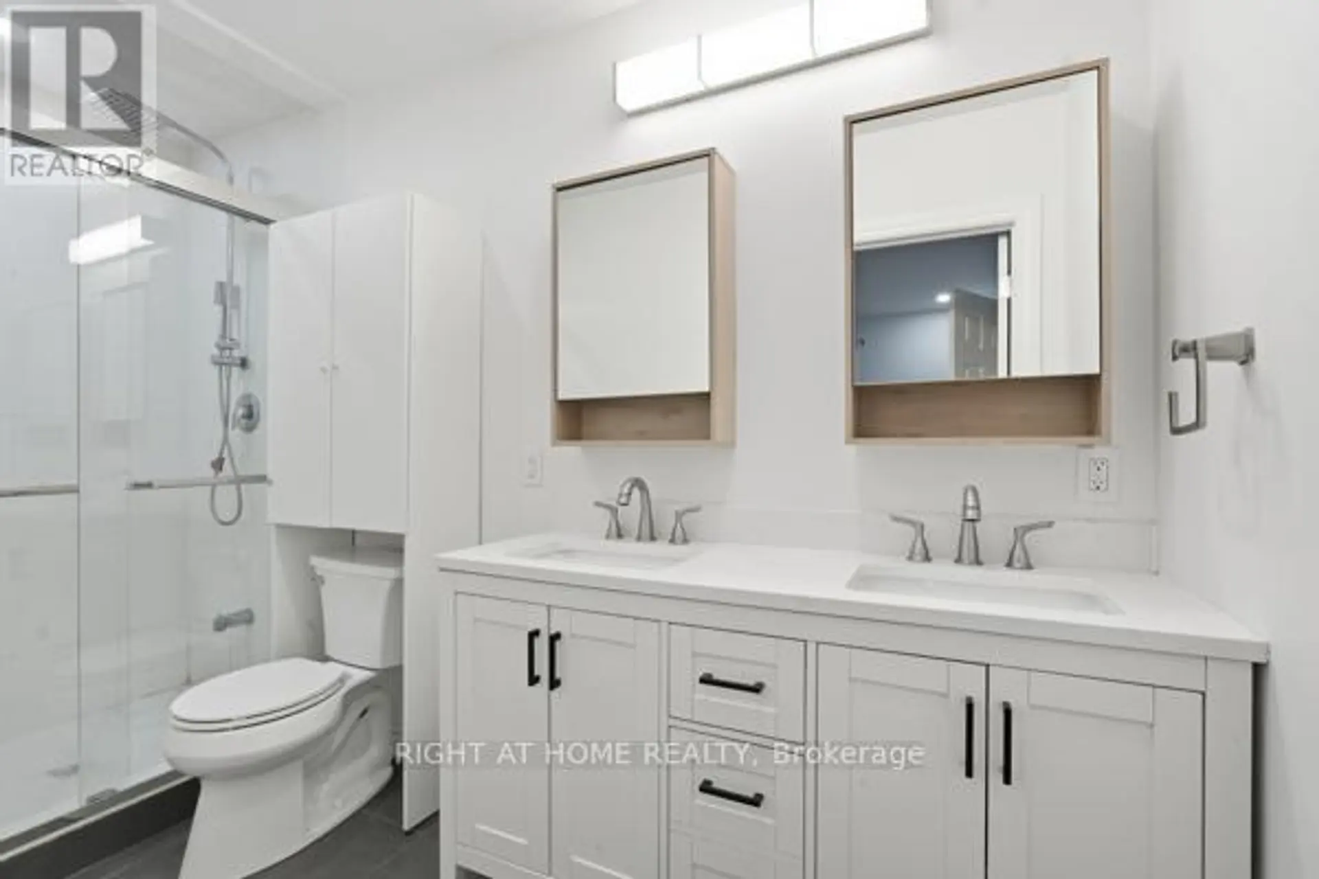200 GARY DRIVE - Image 12