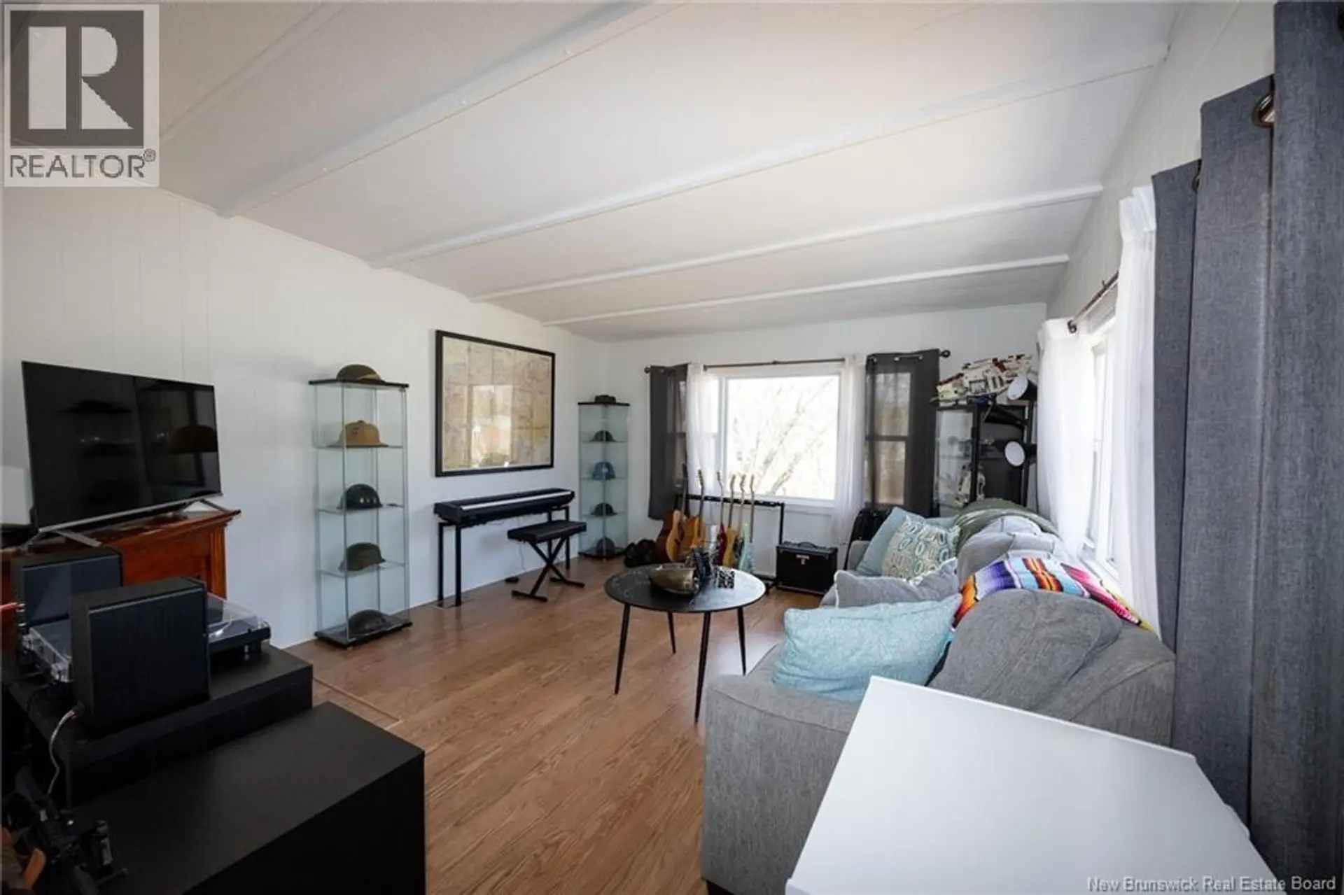 362 Fairmount Lane - Image 2