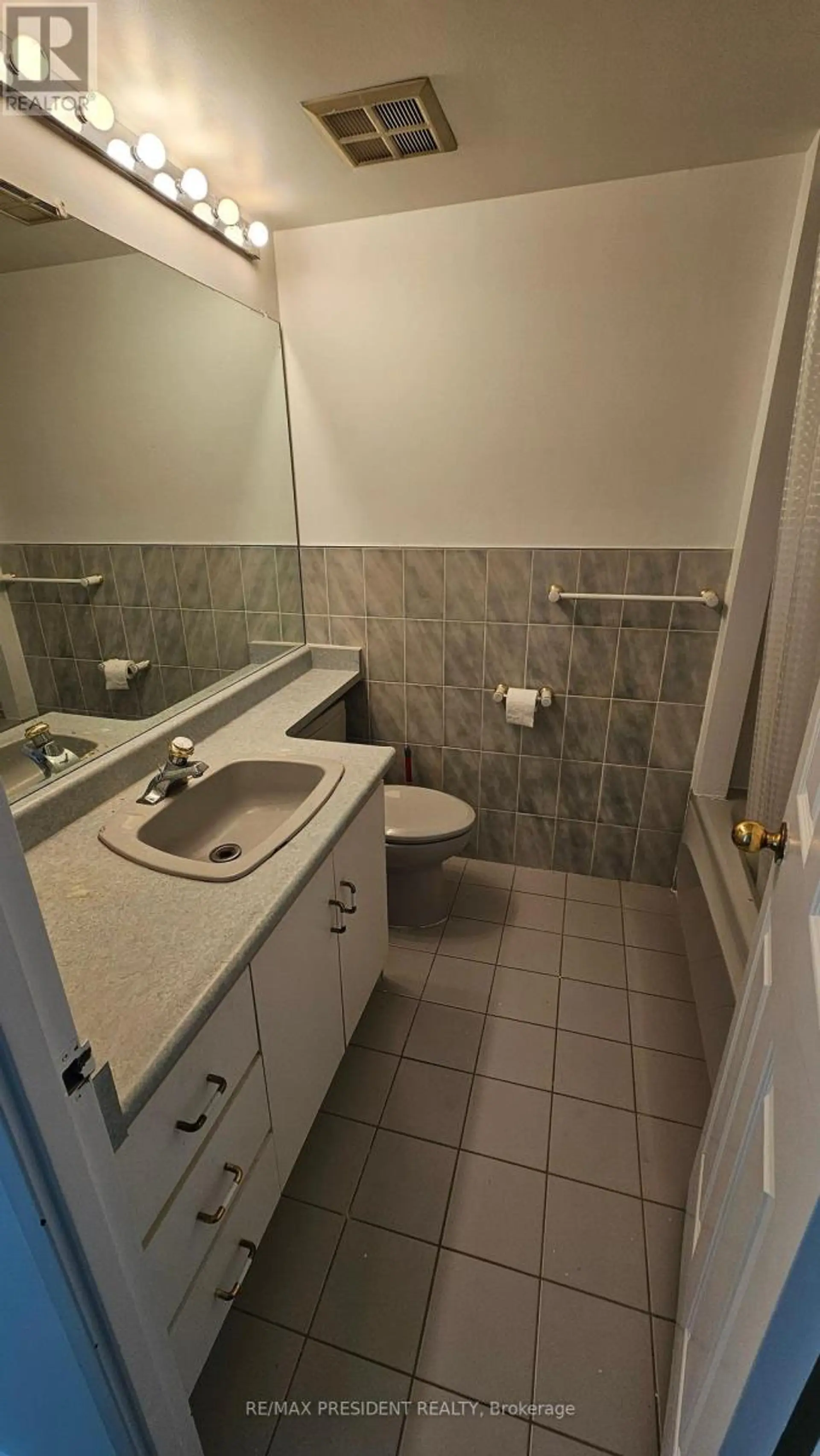 #1103 2155 BURNHAMTHORPE ROAD W - Image 8