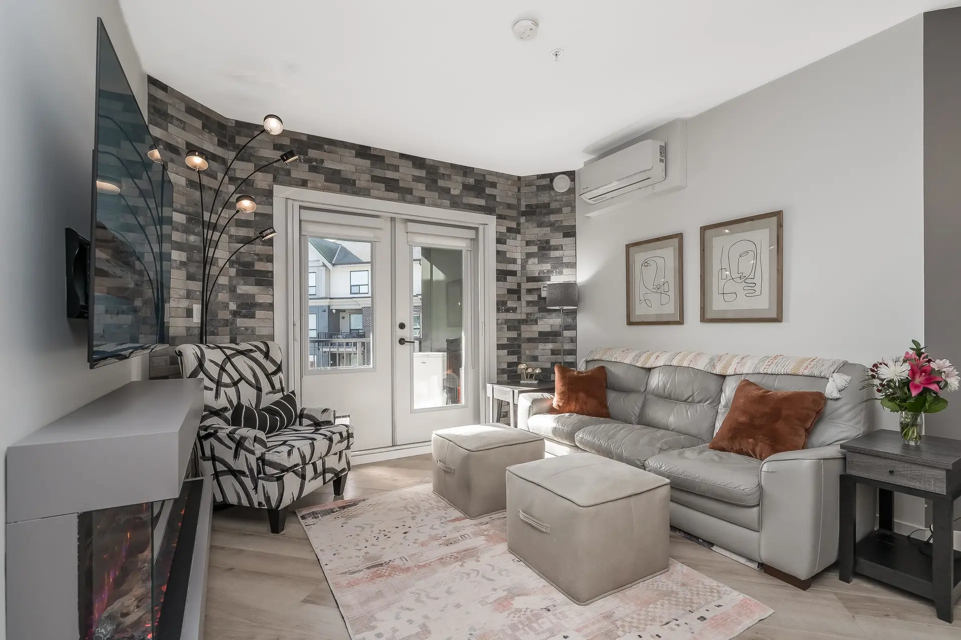 Property at #412 2493 Montrose Avenue, Abbotsford, BC