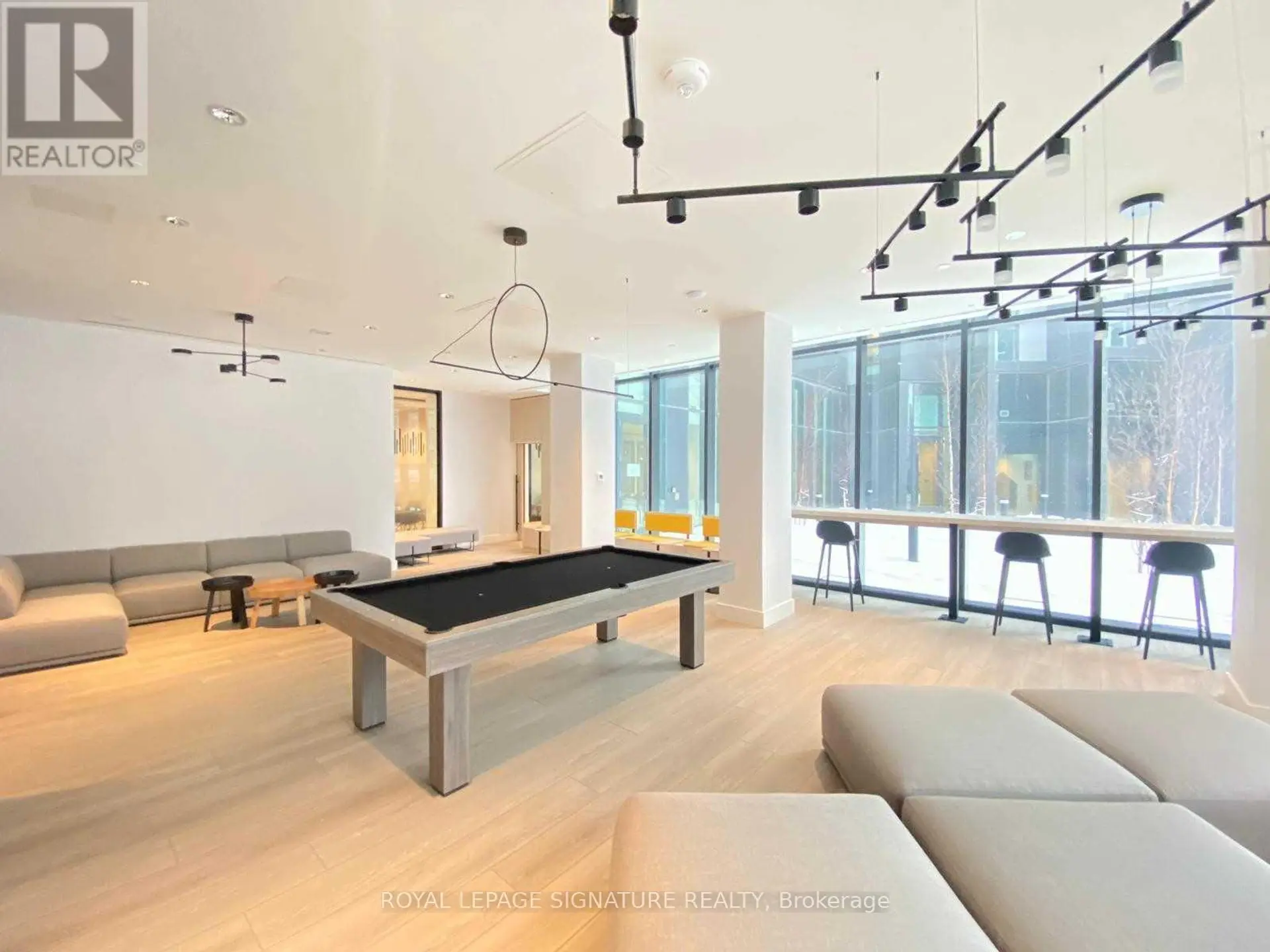 #406 30 TRETTI WAY - Image 14