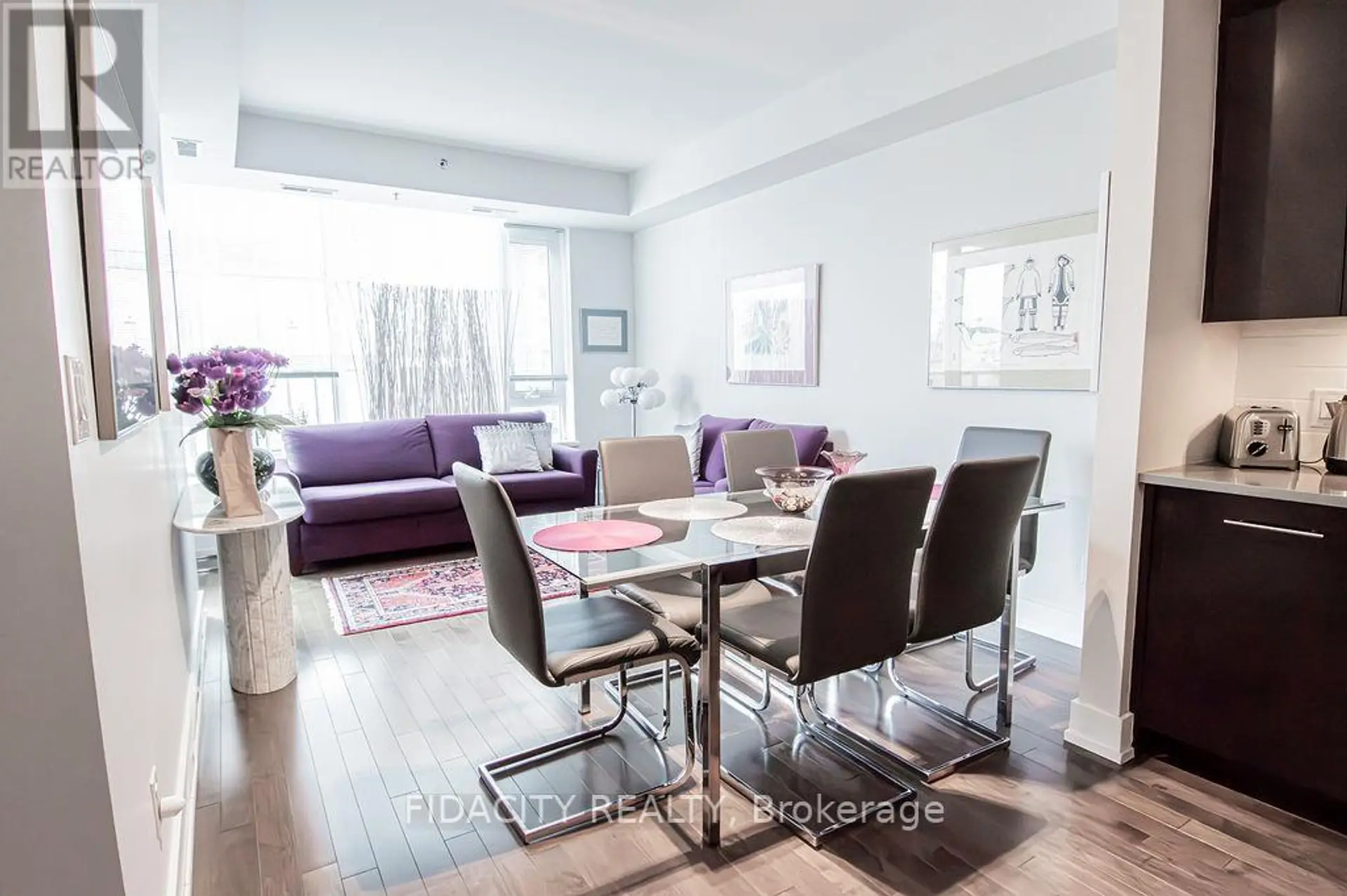 #324 360 PATRICIA AVENUE - Image 4