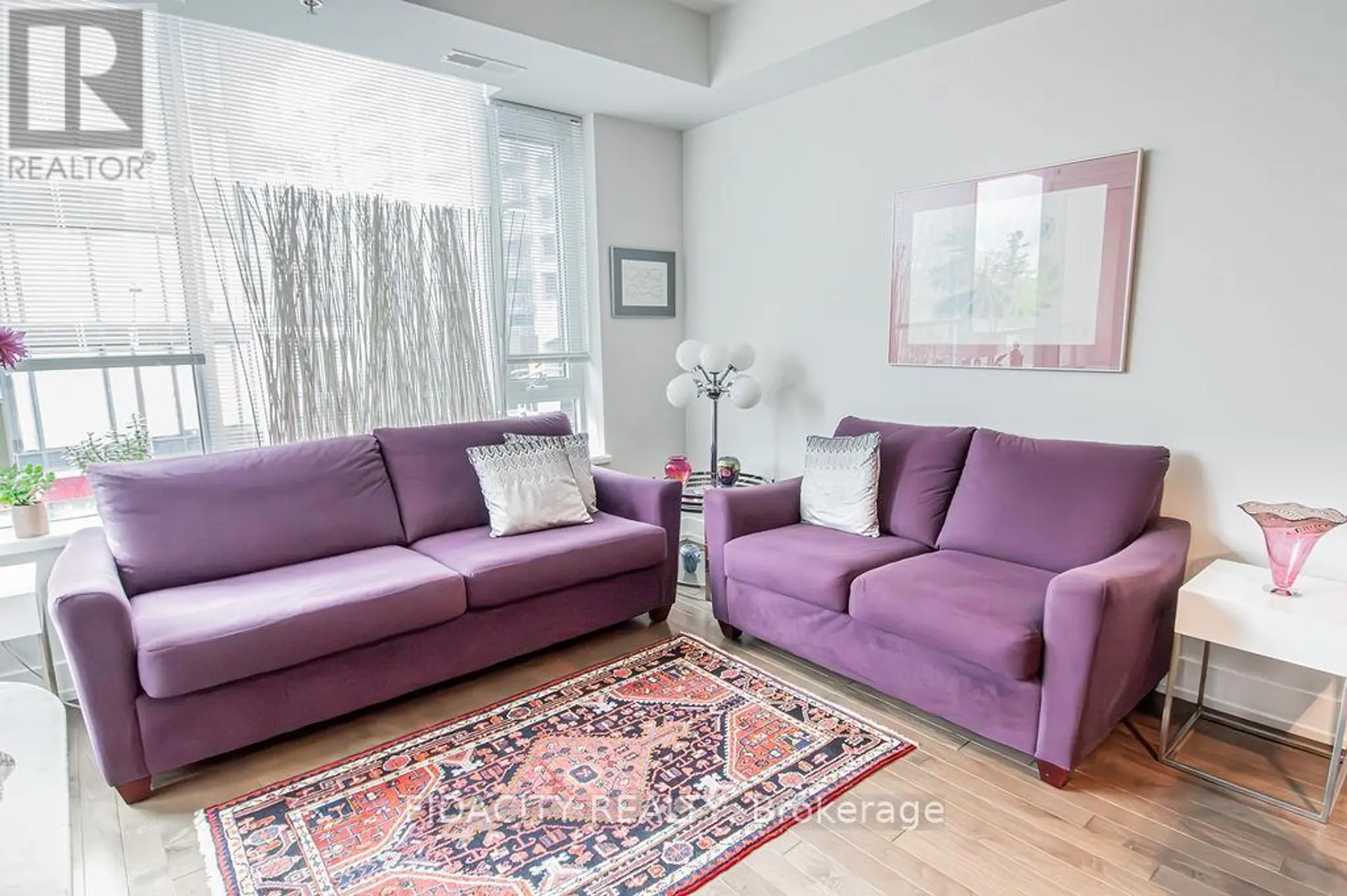 #324 360 PATRICIA AVENUE - Image 5