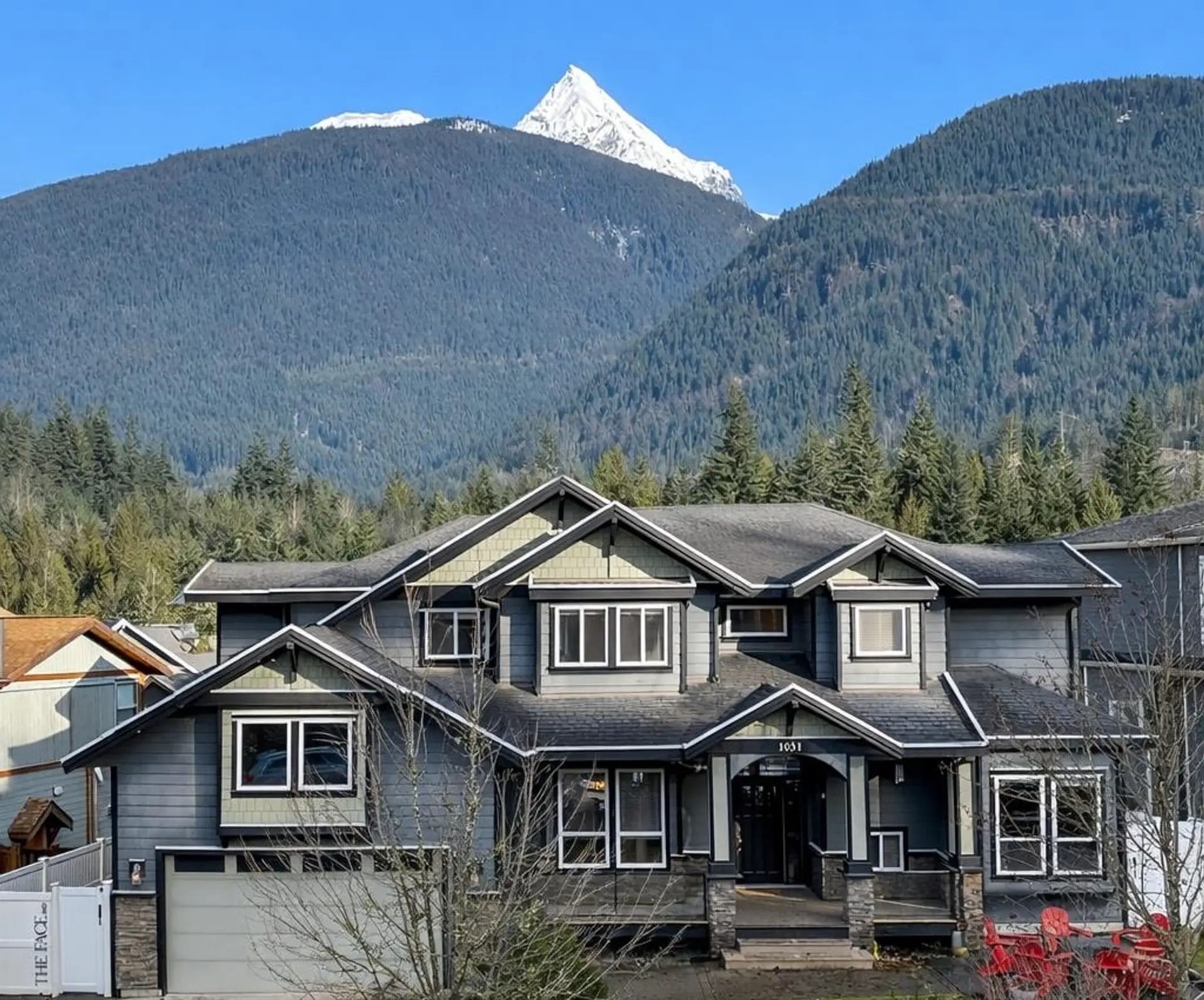 Property at 1031 Jay Crescent, Squamish, BC