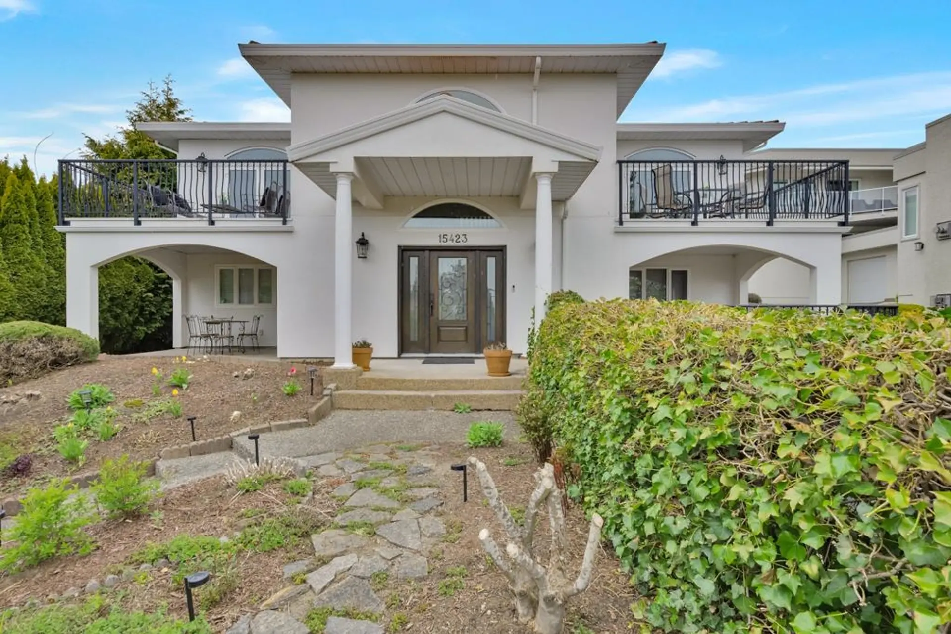 Property at 15423 Buena Vista Avenue, White Rock, BC