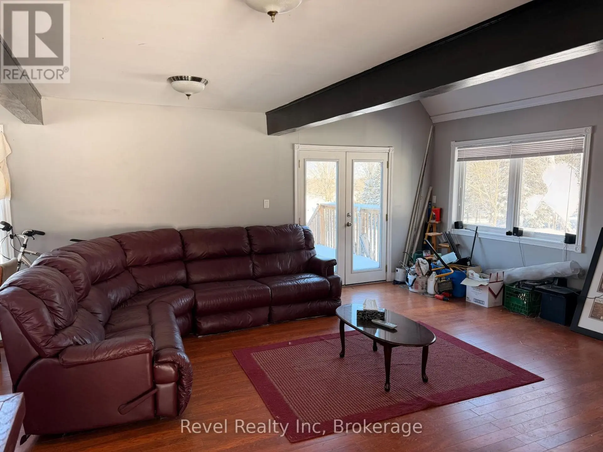 64 JONES ROAD - Image 6