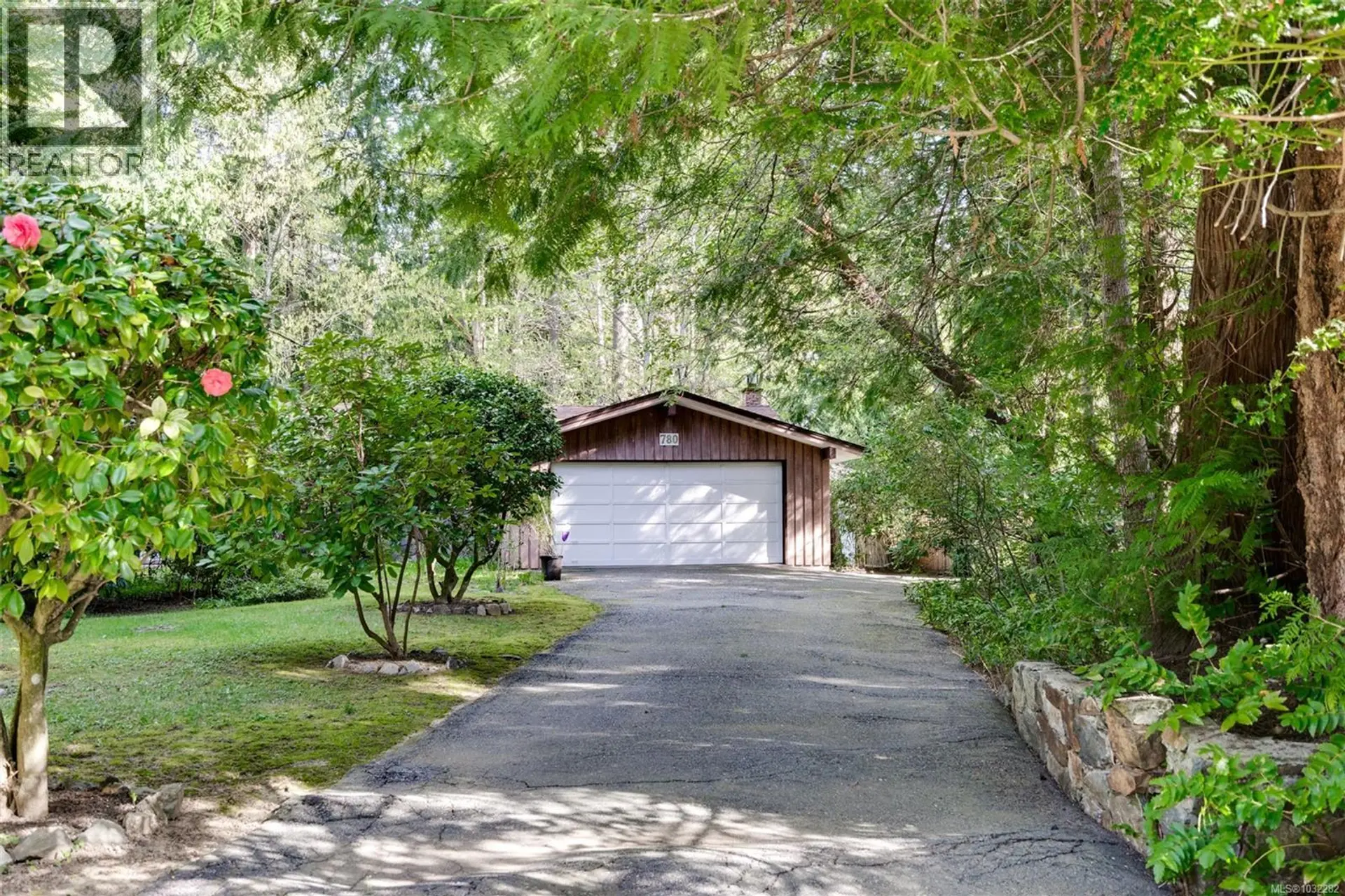 Property at 780 Helvetia Cres, Saanich, BC