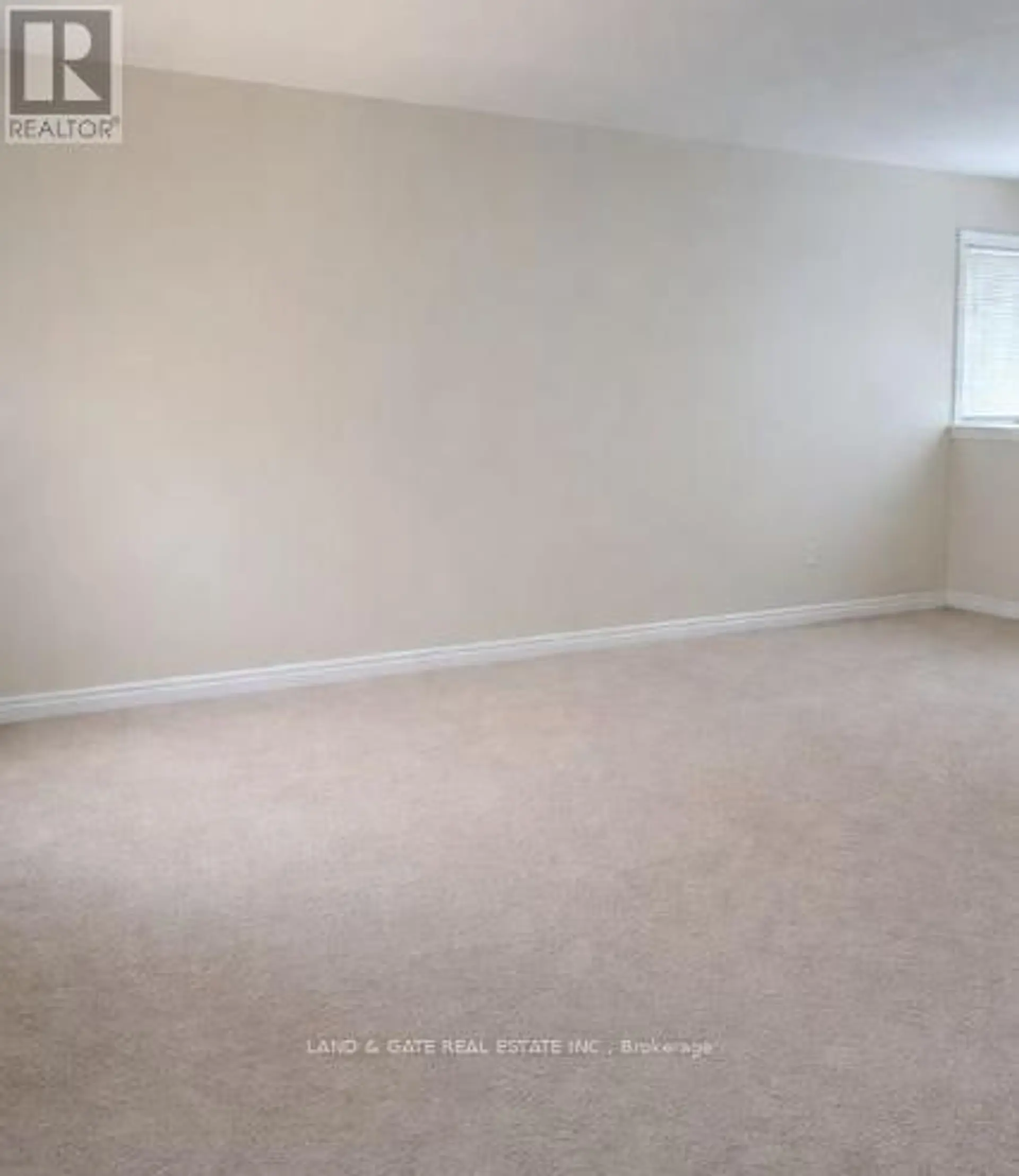 466 MEADOWGLADE ROAD - Image 6