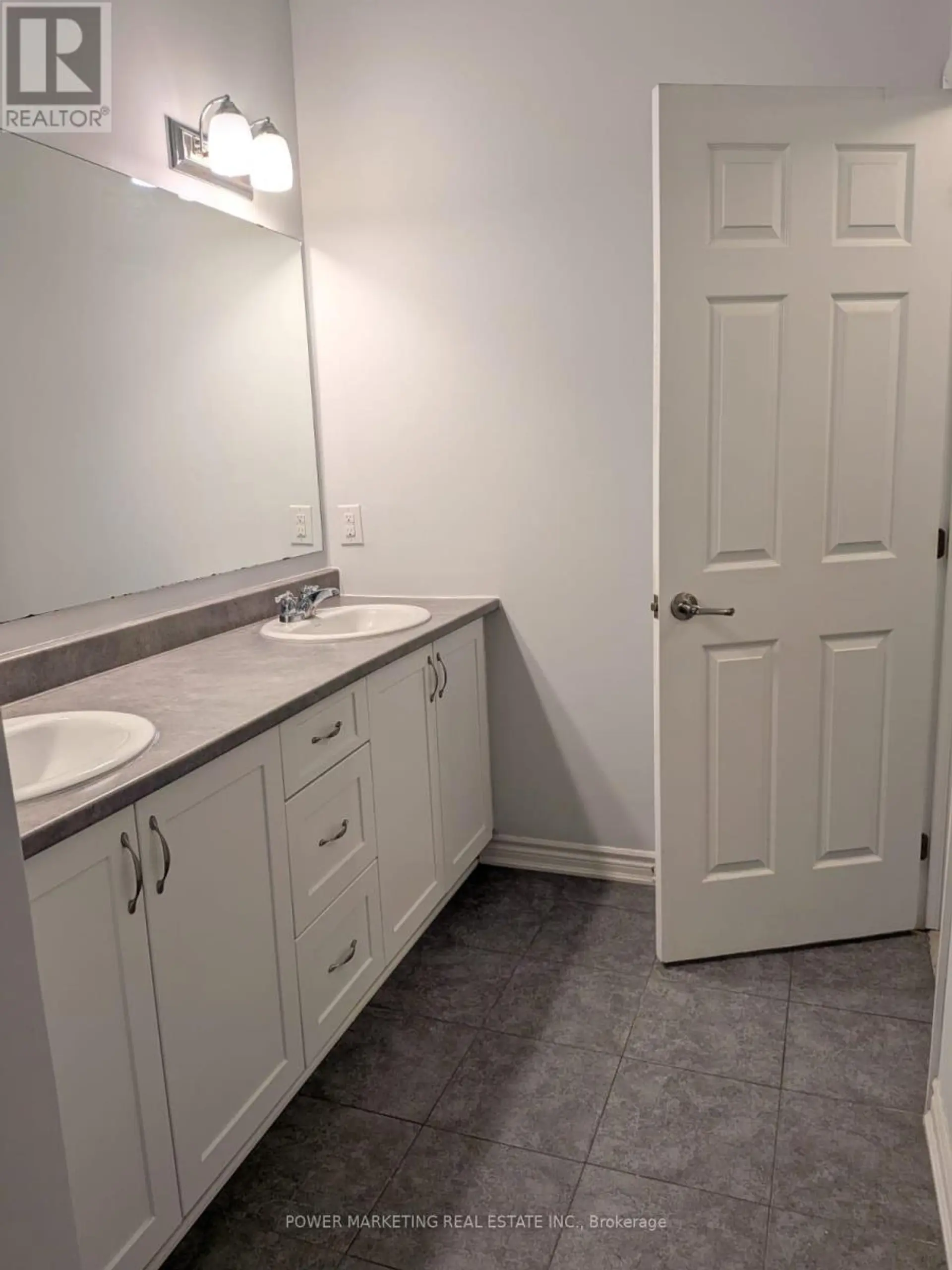 641 MAKWA PRIVATE - Image 17