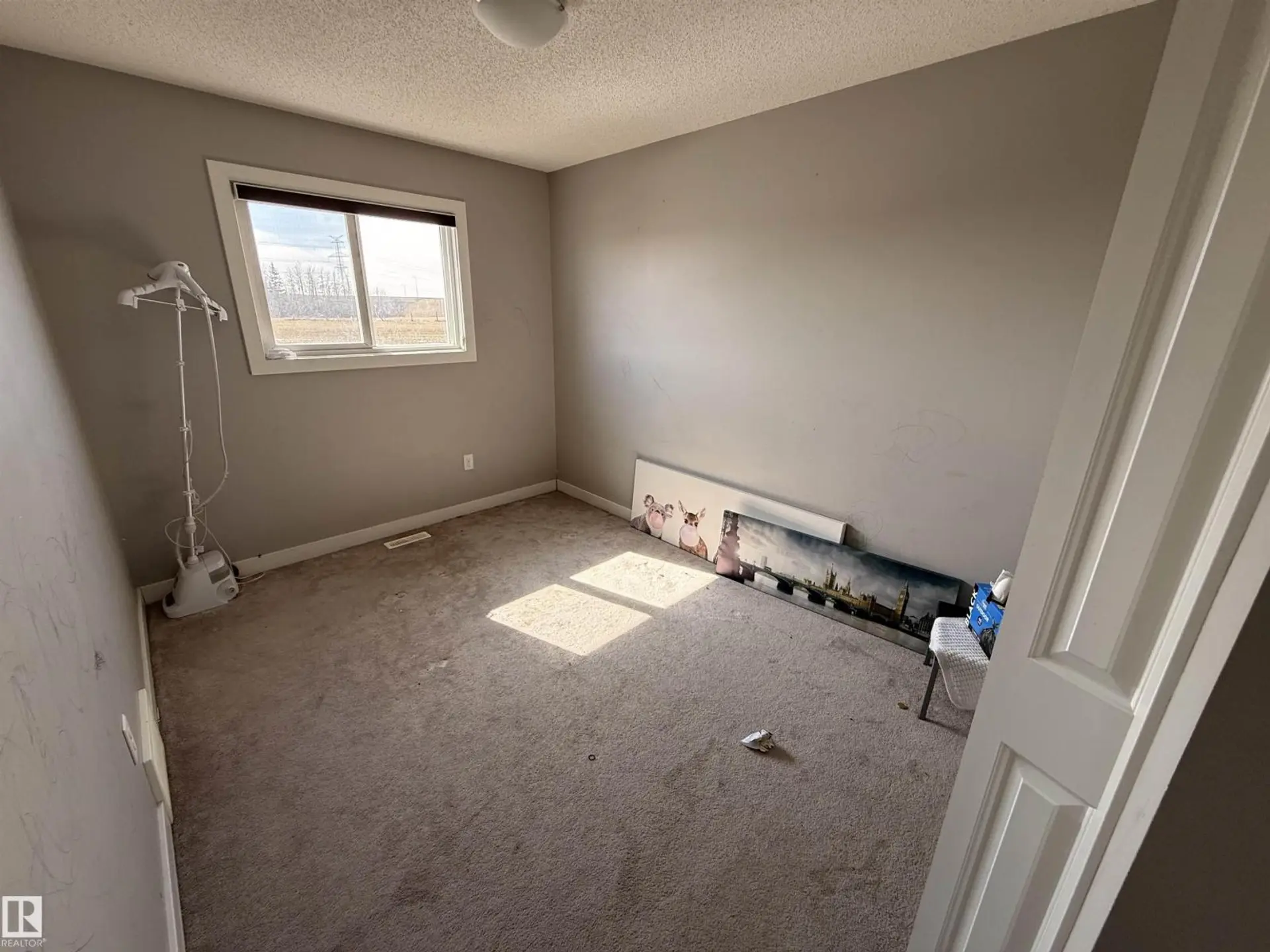 3317 11 AV NW - Image 12