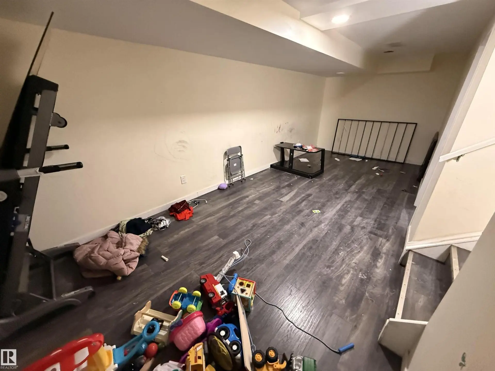 3317 11 AV NW - Image 15
