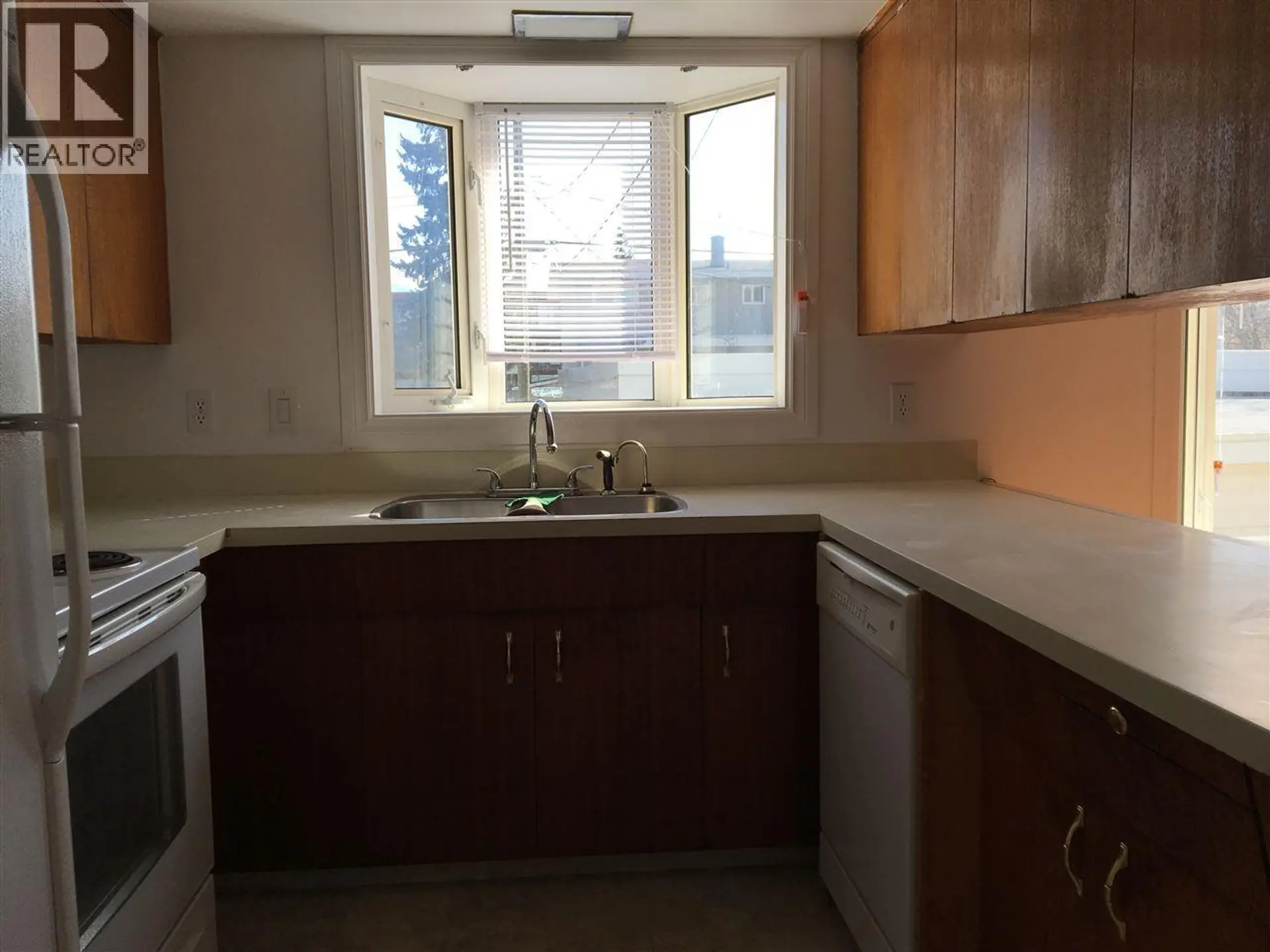 1830 TAMARACK STREET - Image 4